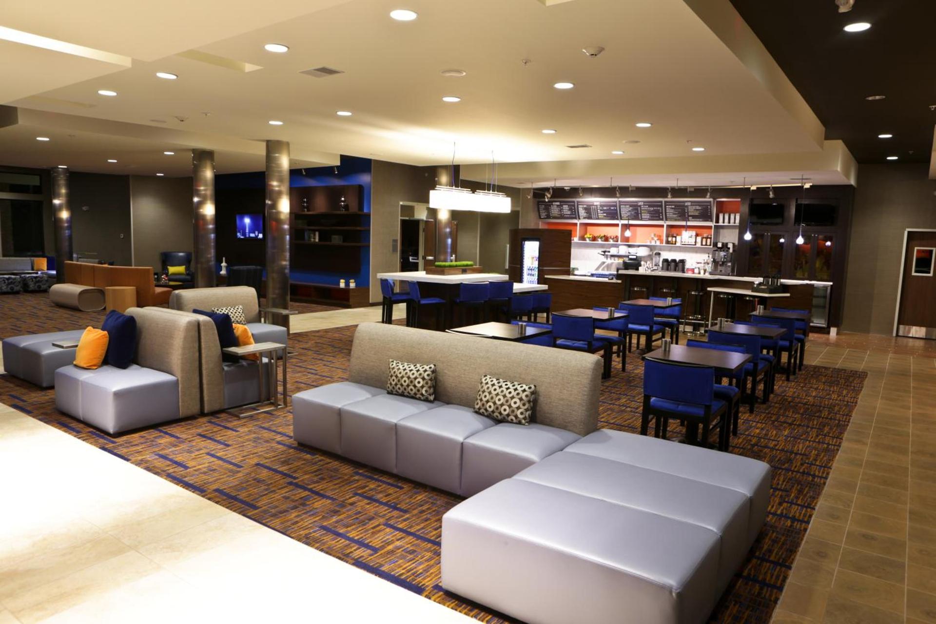 Courtyard by Marriott Battle Creek photo 18