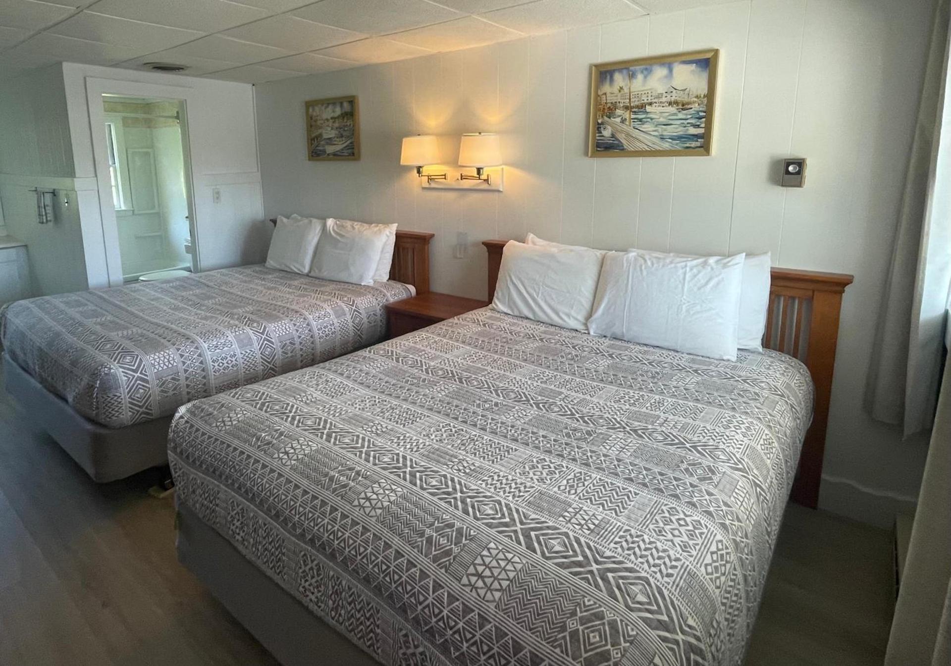Kennebunkport Motor Lodge photo 55