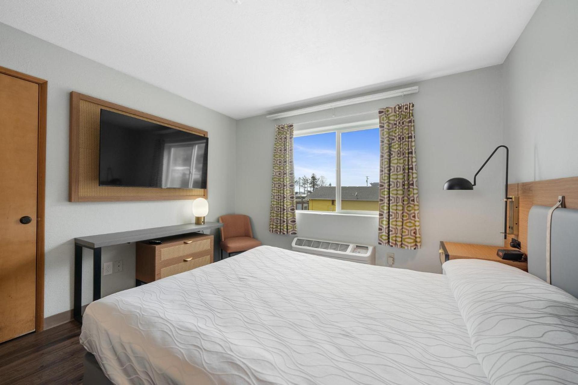 Garibaldi Inn at the Bay photo 23