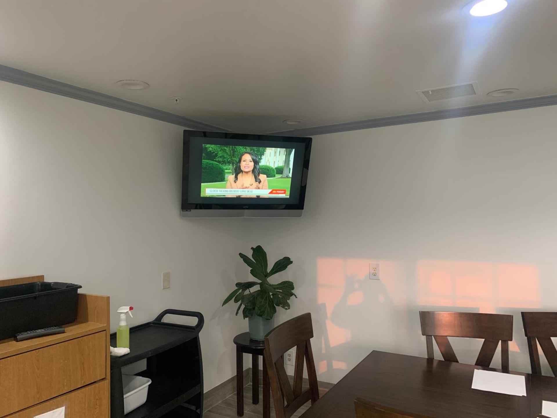 Country Inn & Suites by Radisson, Grand Rapids Airport, MI photo 63