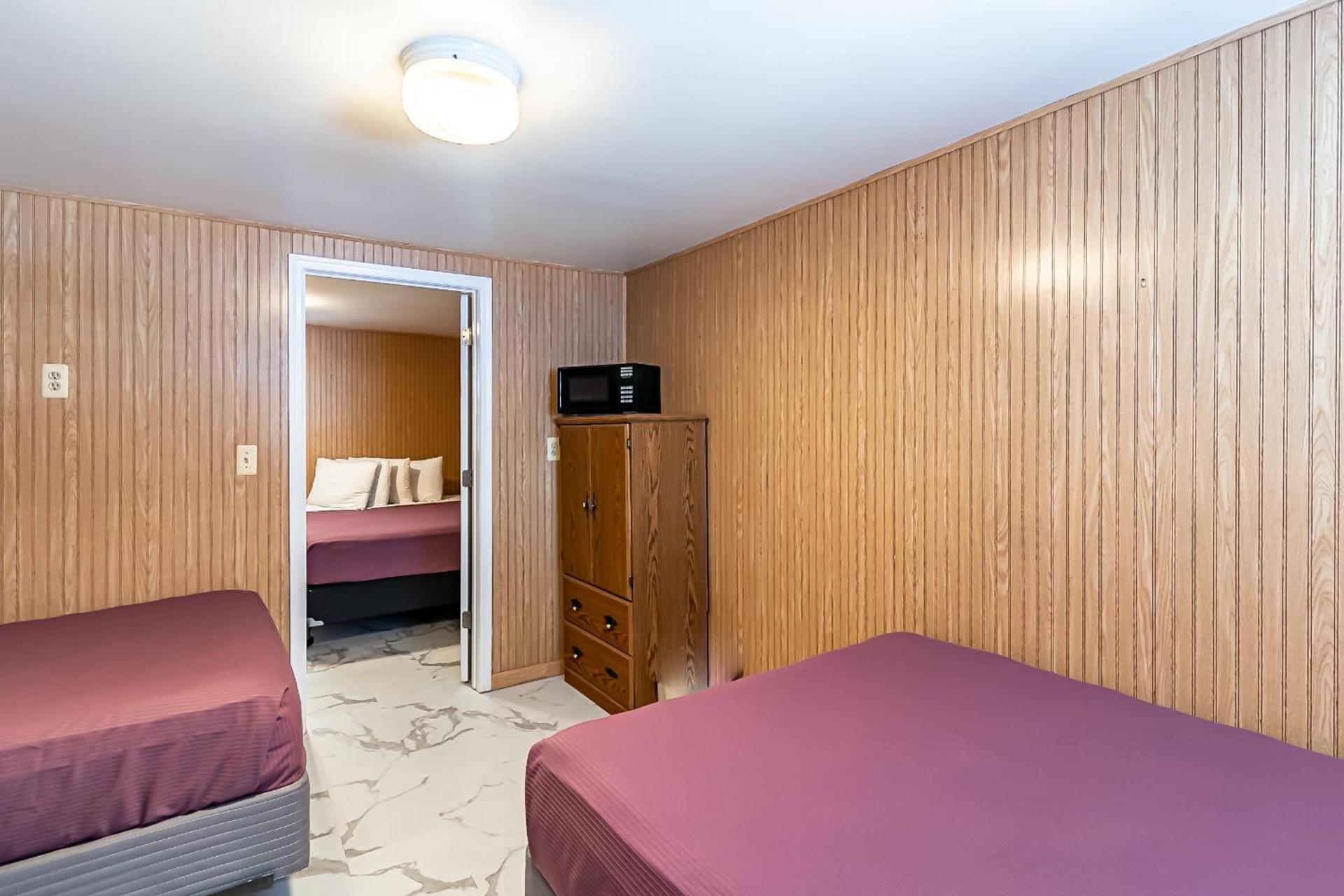 Boardwalk Sand & Surf Beach Hotel Oceanfront photo 22