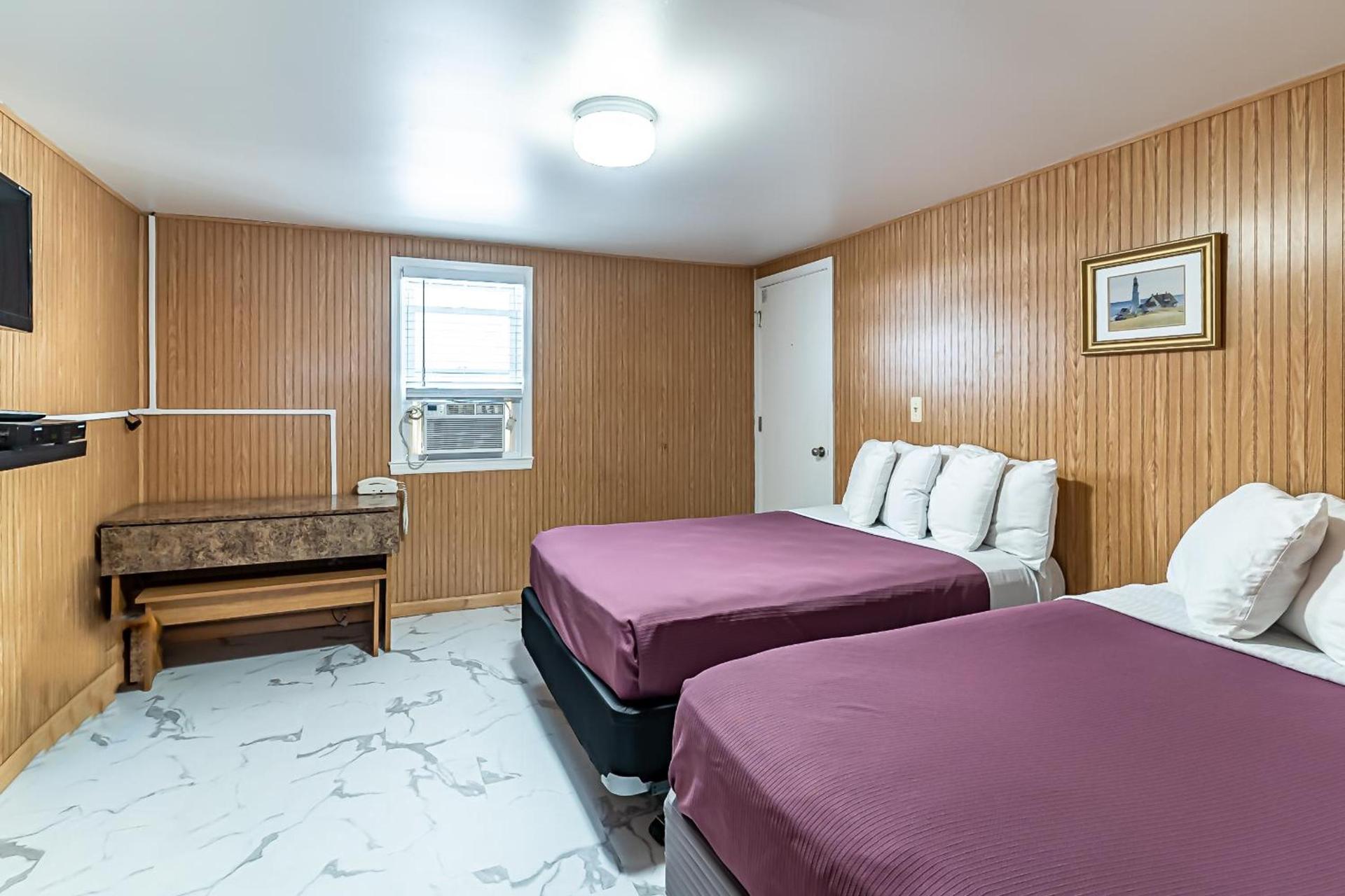Boardwalk Sand & Surf Beach Hotel Oceanfront photo 28