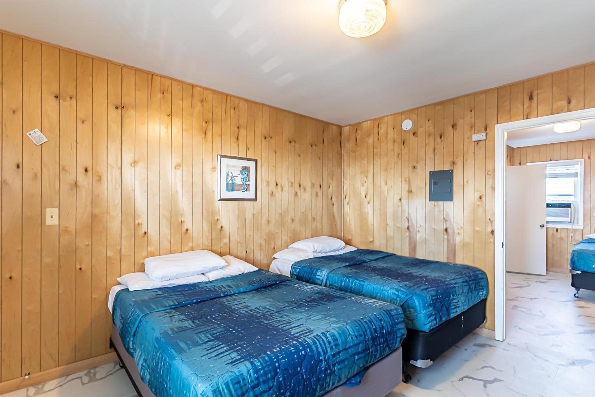 Boardwalk Sand & Surf Beach Hotel Oceanfront photo 8