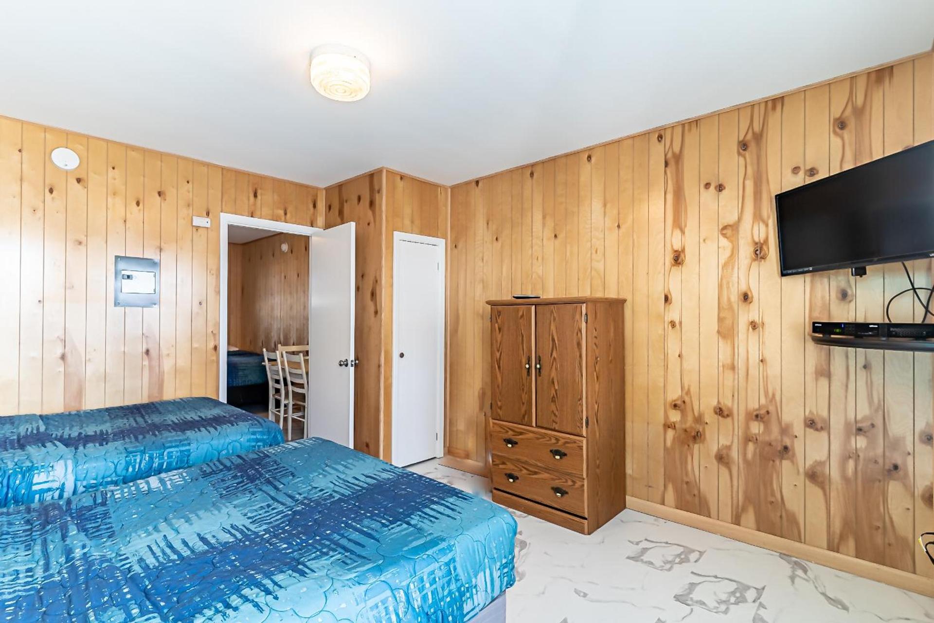 Boardwalk Sand & Surf Beach Hotel Oceanfront photo 29
