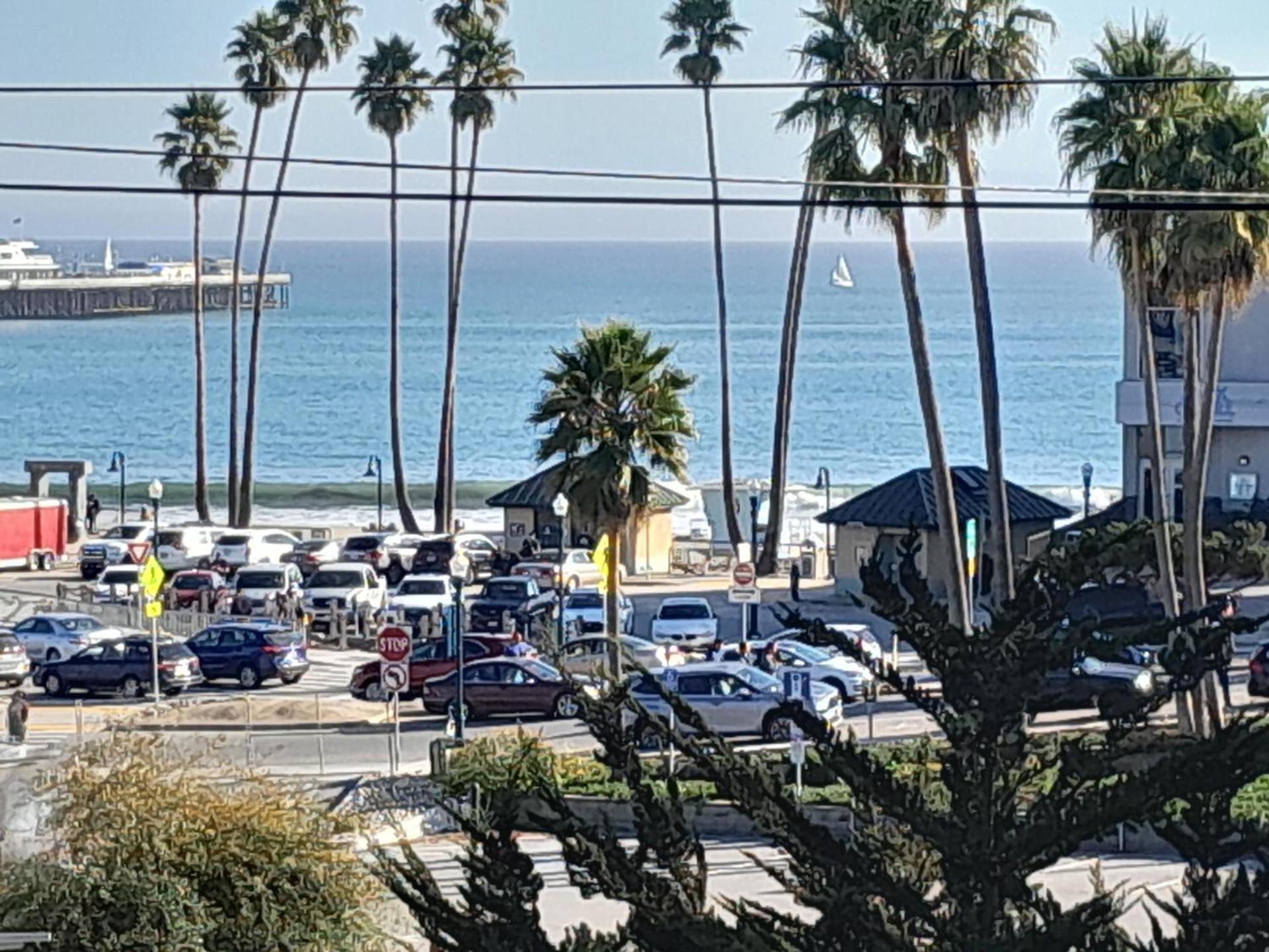 Howard Johnson by Wyndham Santa Cruz photo 29
