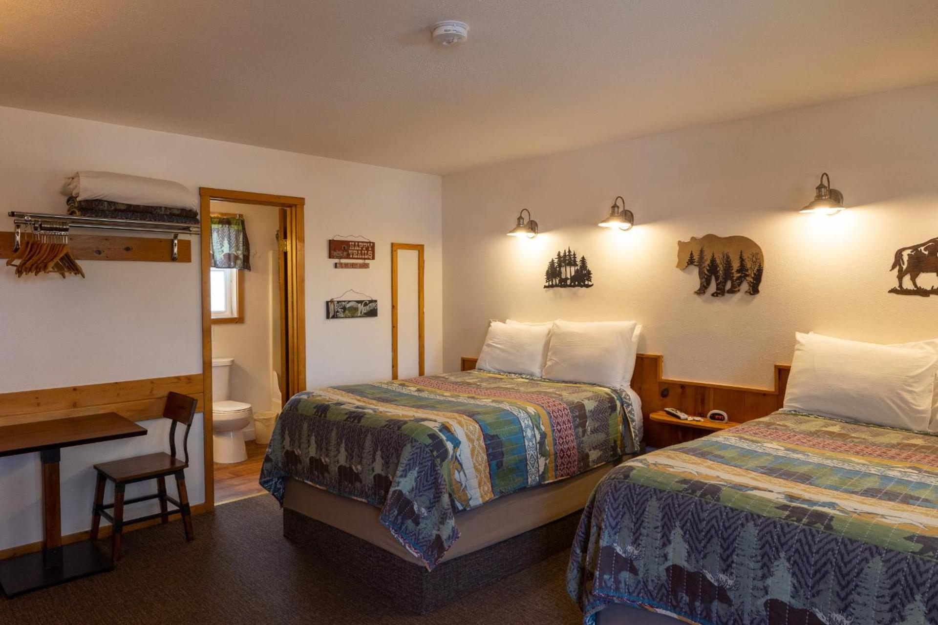 Elk Horn Lodge Motel and Cabins photo 22