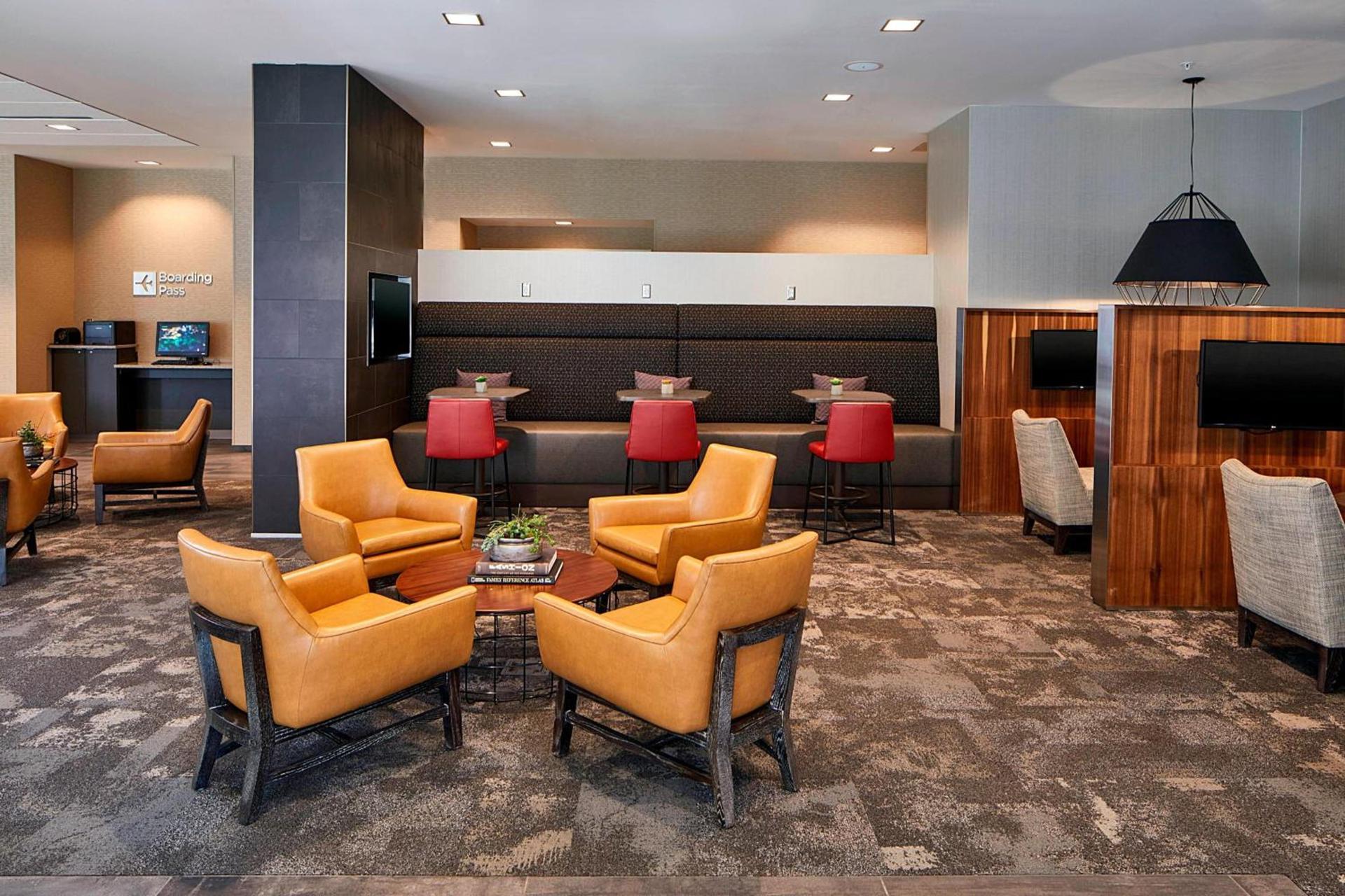 Courtyard by Marriott Minneapolis West photo 5