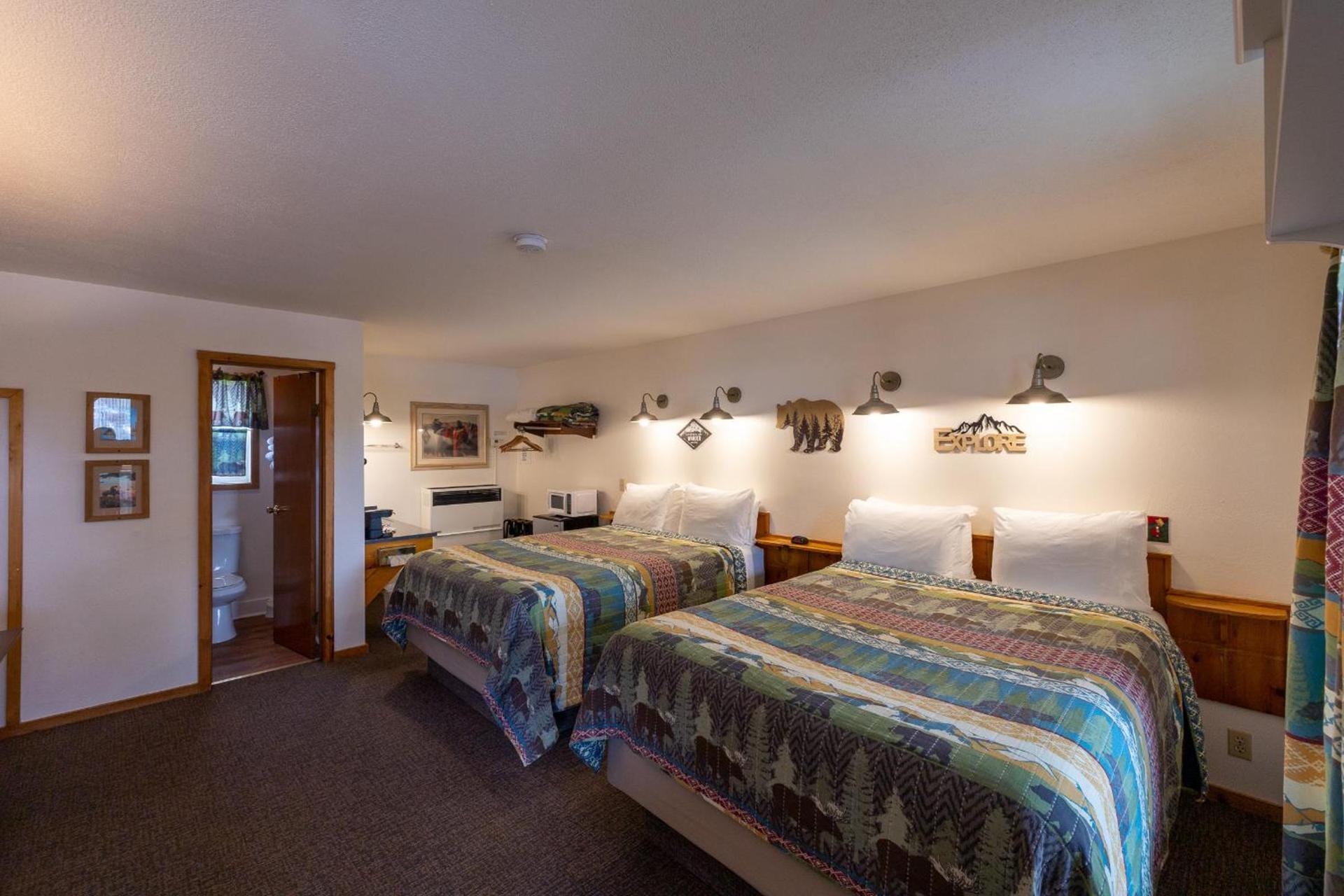 Elk Horn Lodge Motel and Cabins photo 37