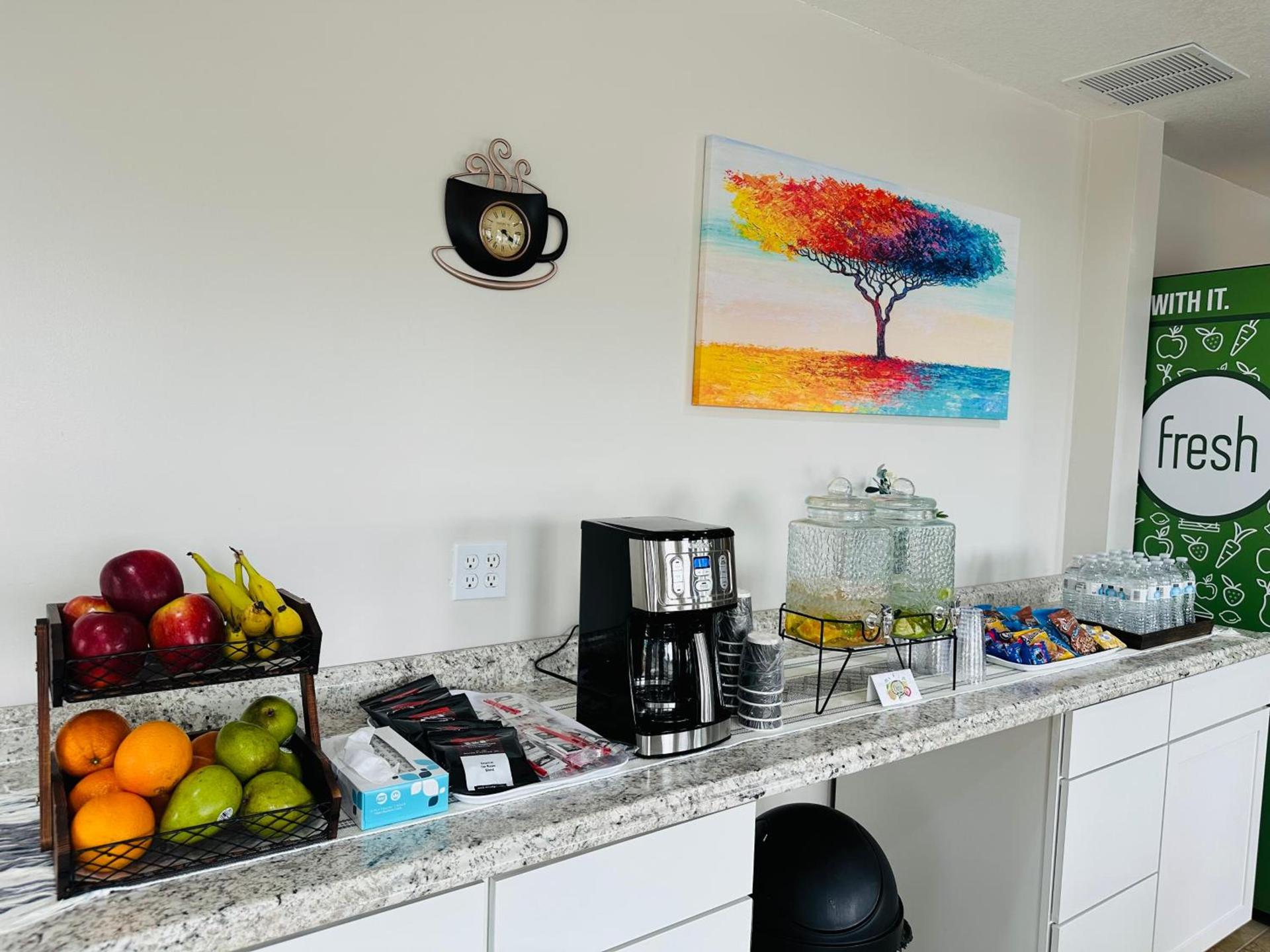 Timberland Inn & Suites photo 16