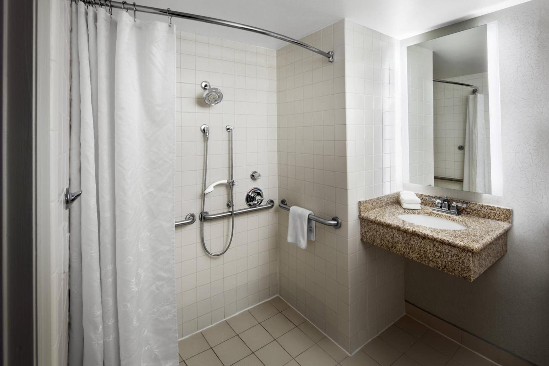 Sheraton Raleigh Hotel photo 12