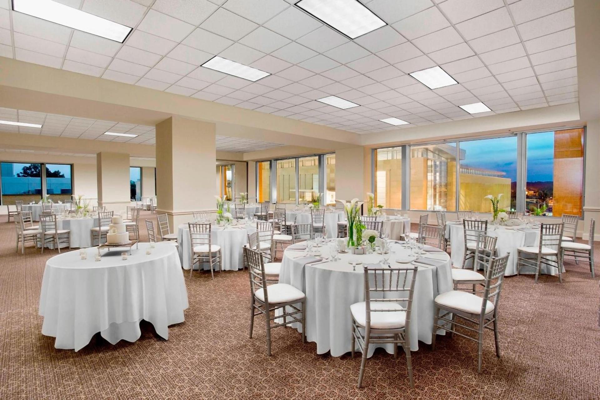 Sheraton Raleigh Hotel photo 30