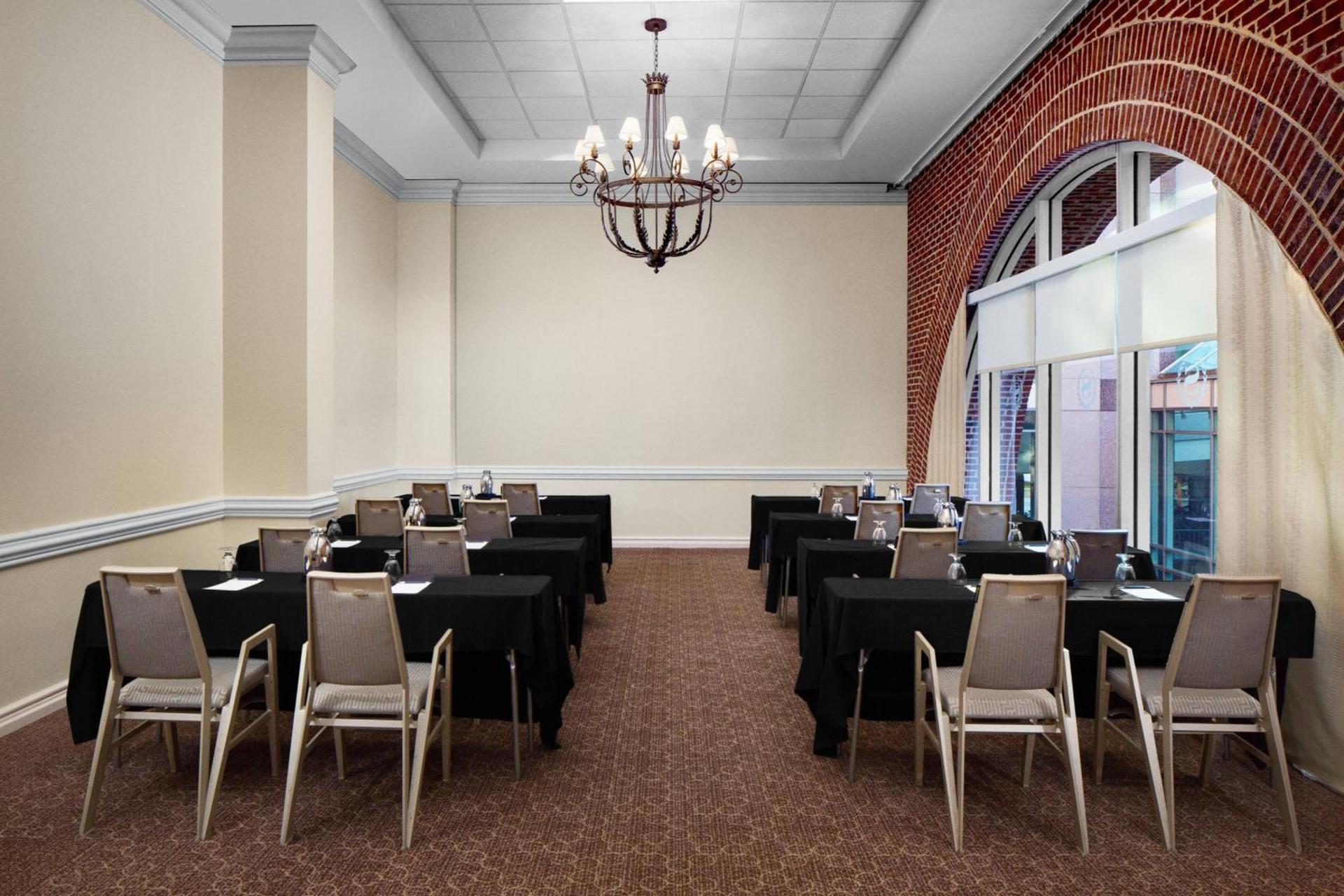 Sheraton Raleigh Hotel photo 35