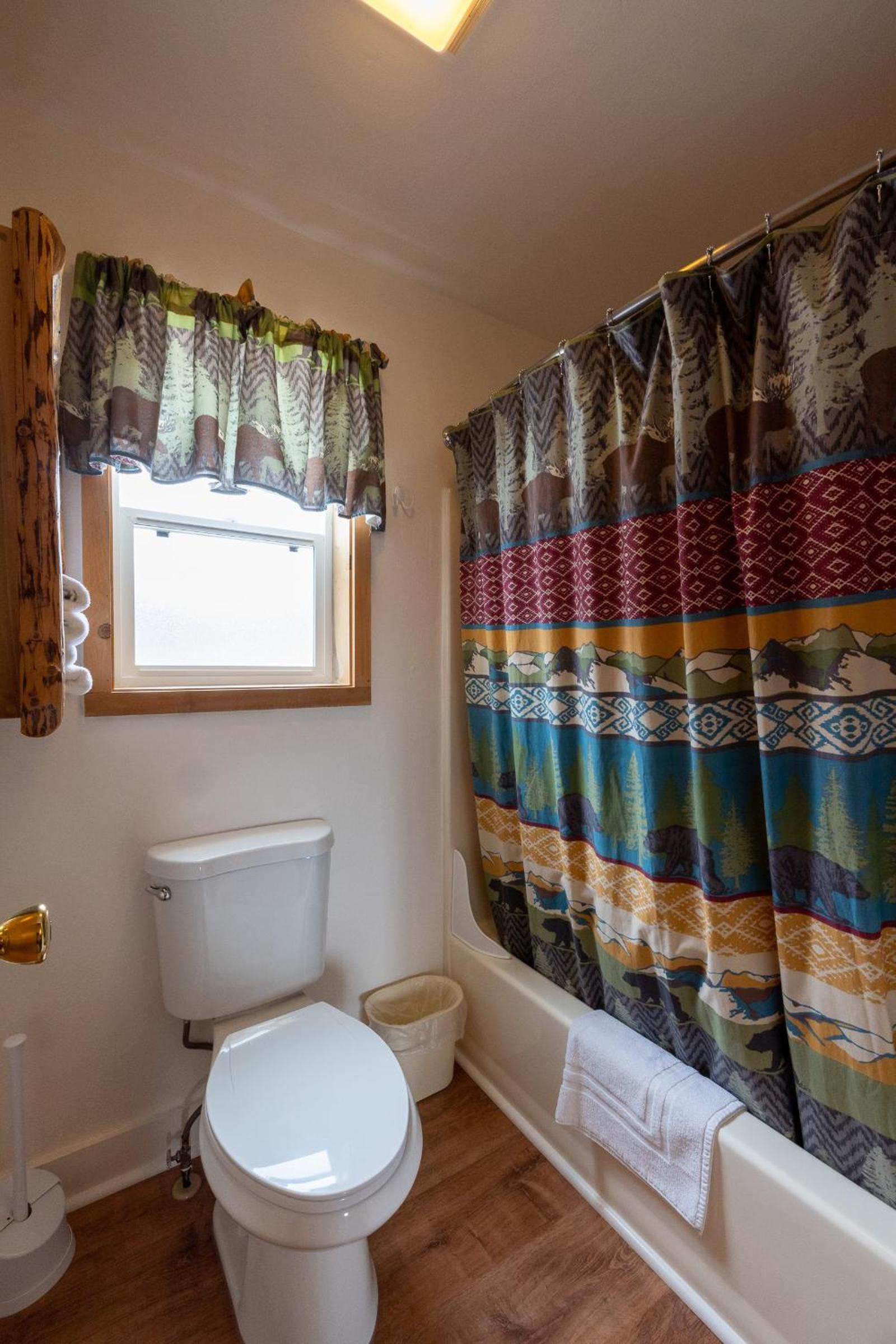 Elk Horn Lodge Motel and Cabins photo 65
