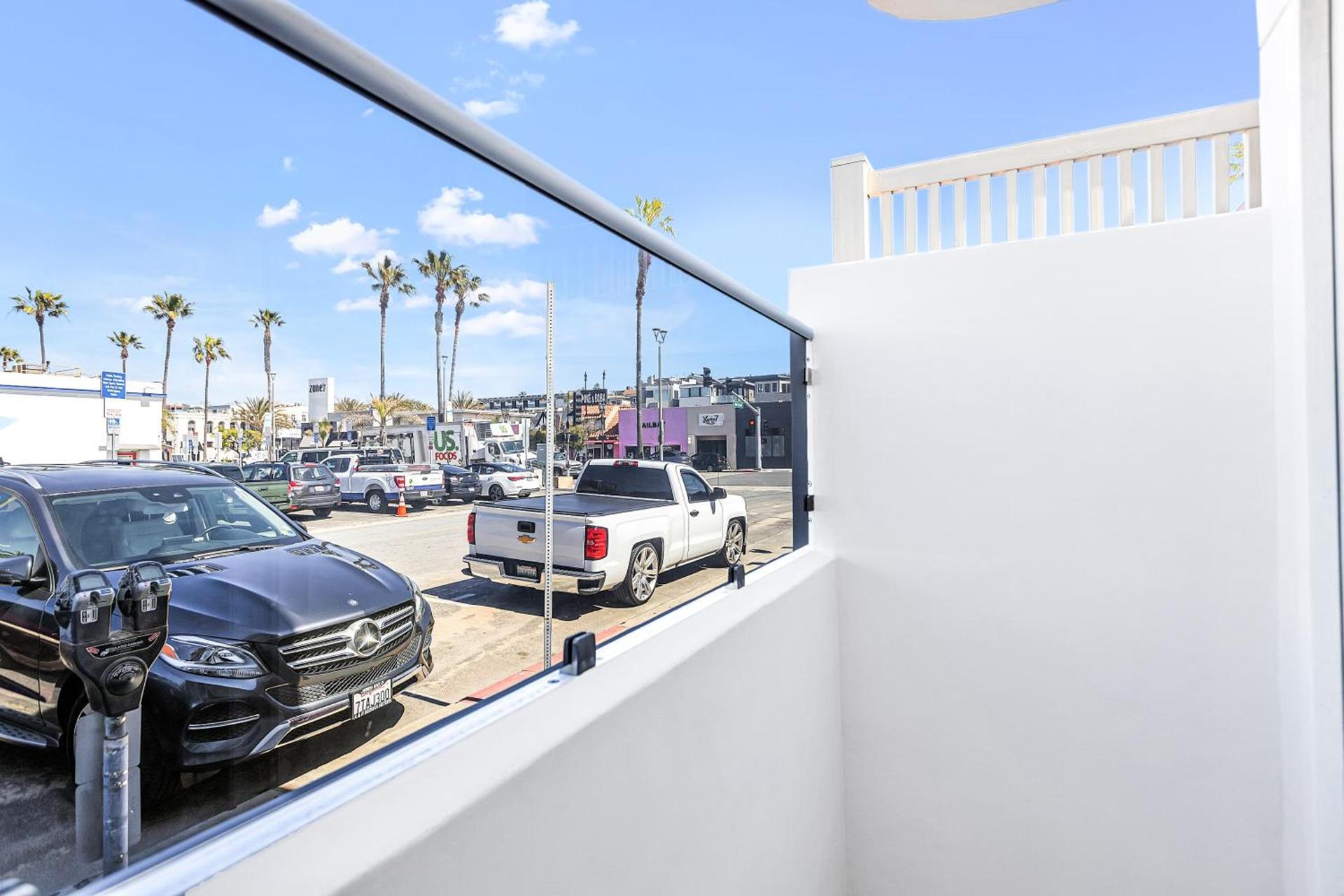 SW Beach Hotel photo 84