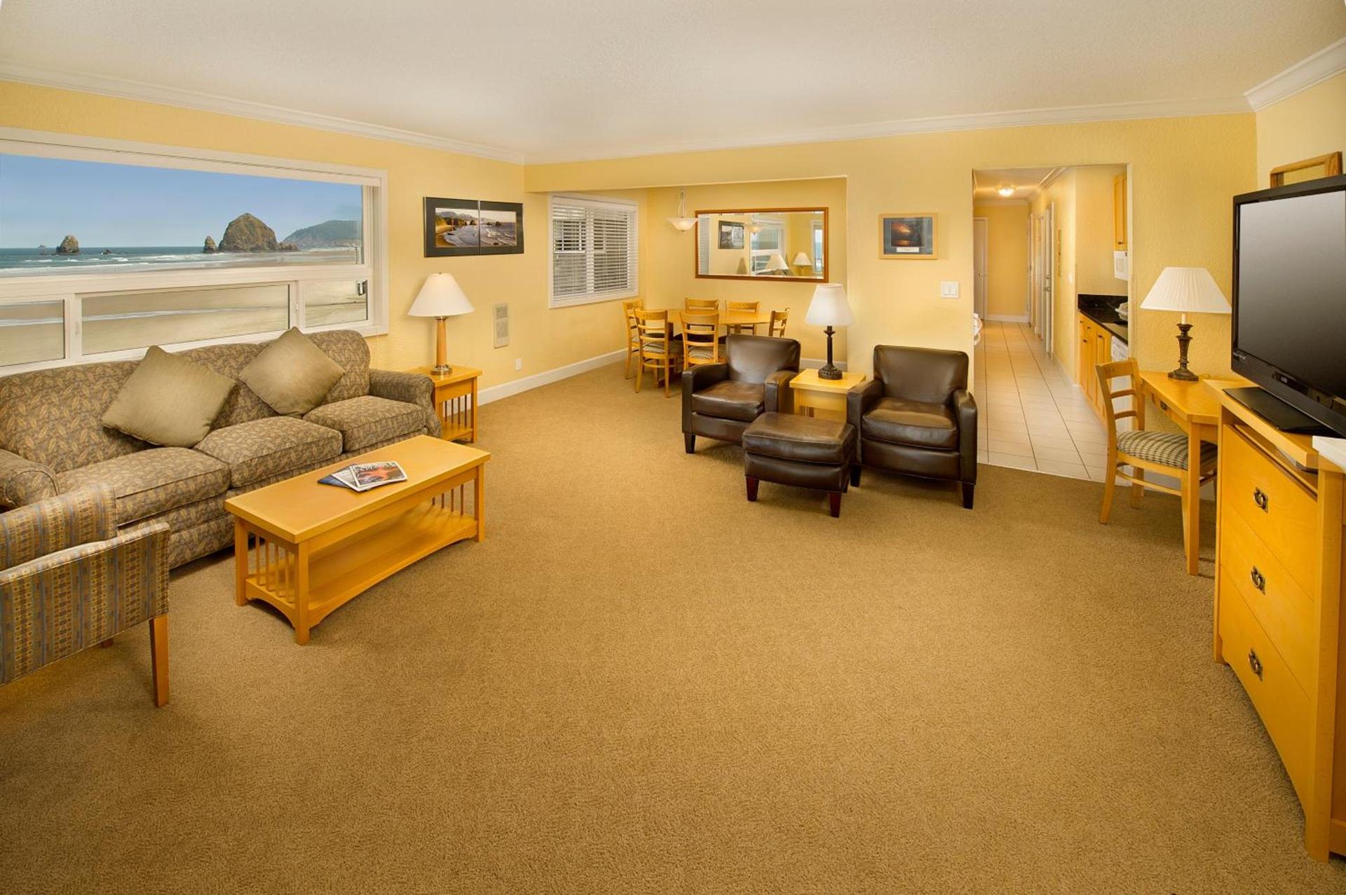 Tolovana Inn photo 37