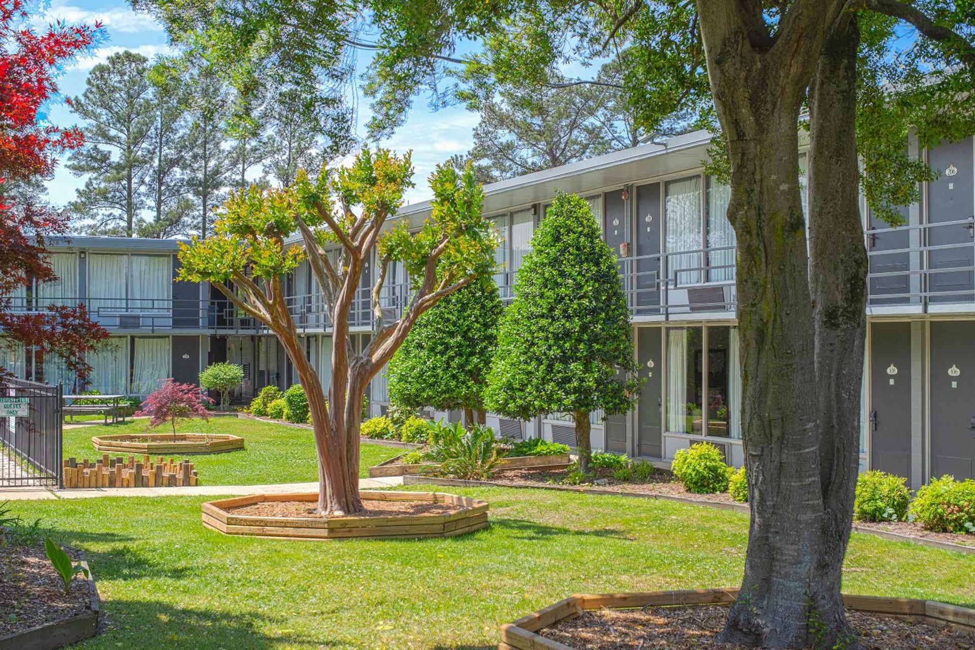 Masters Inn Selma Smithfield I-95 By OYO photo 20