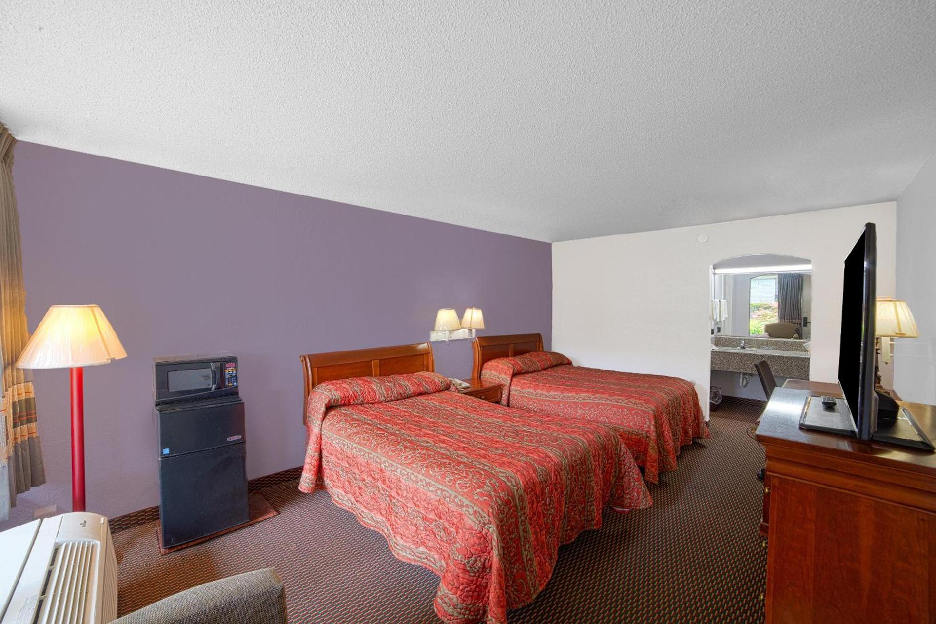 Masters Inn Selma Smithfield I-95 By OYO photo 58