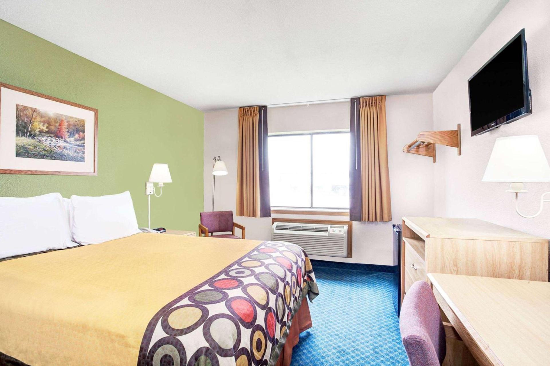 Super 8 by Wyndham West Memphis photo 7