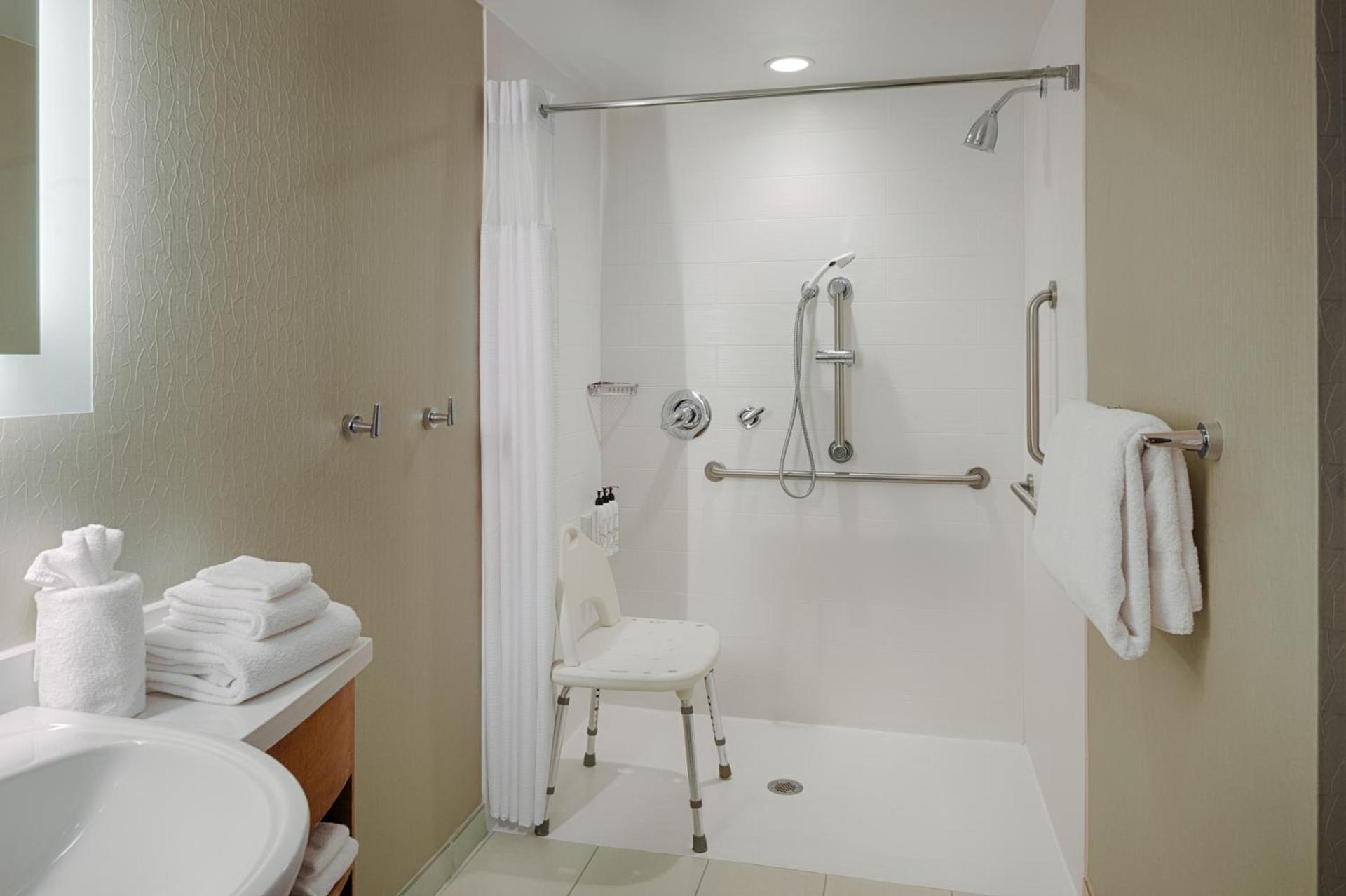 SpringHill Suites by Marriott Bloomington photo 13