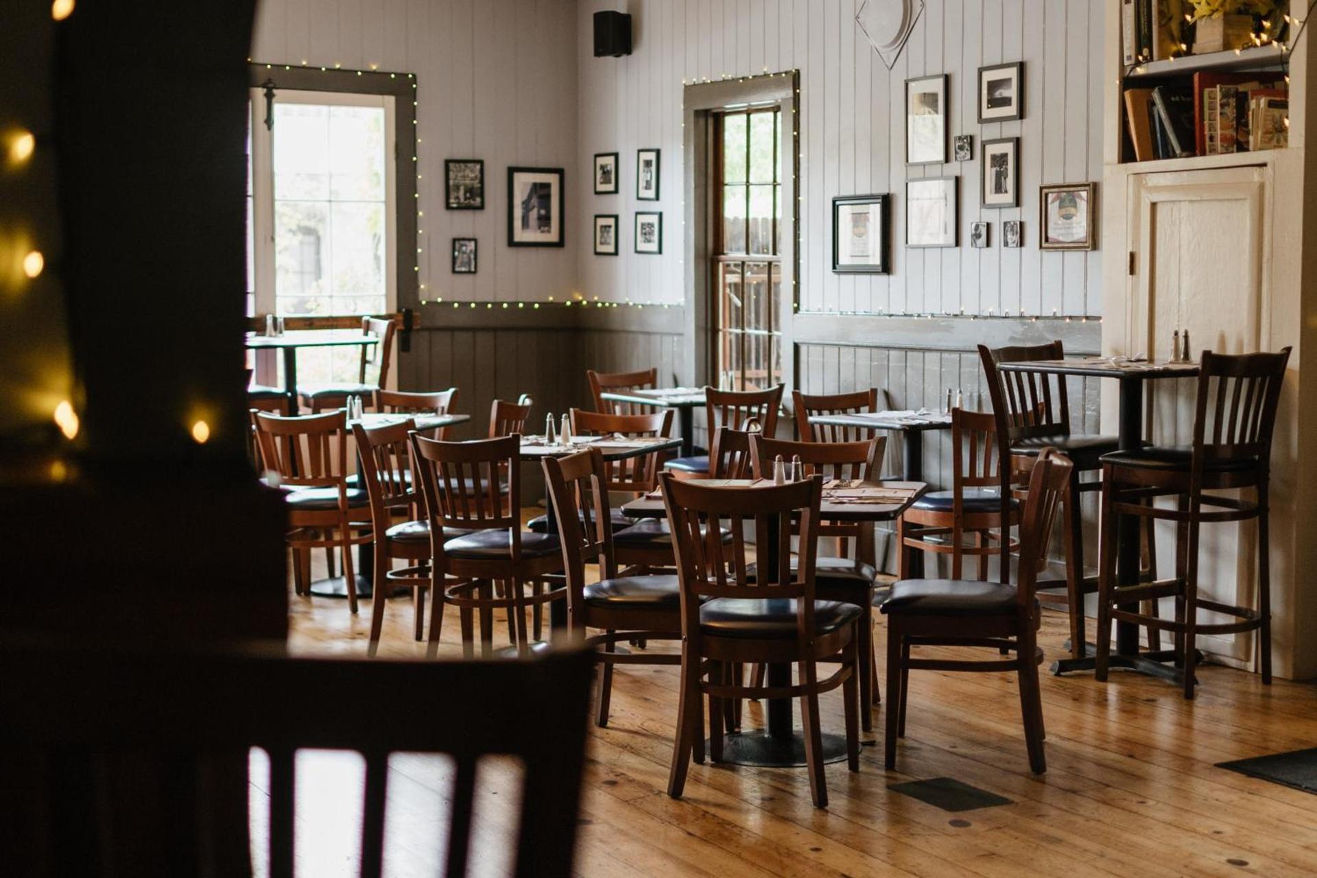 Volcano Union Inn and Pub photo 6