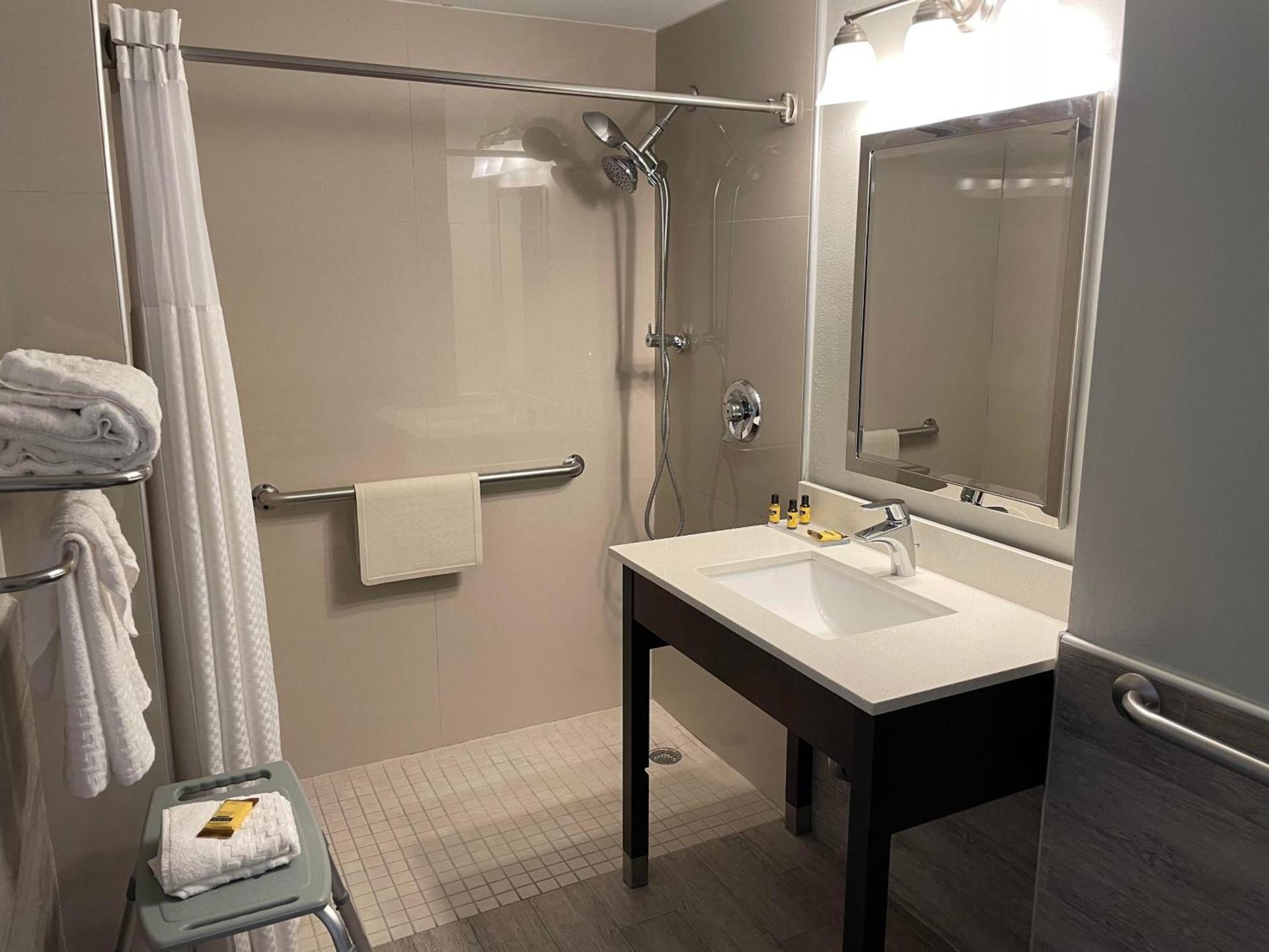 Best Western Plus McAllen Airport Hotel photo 33