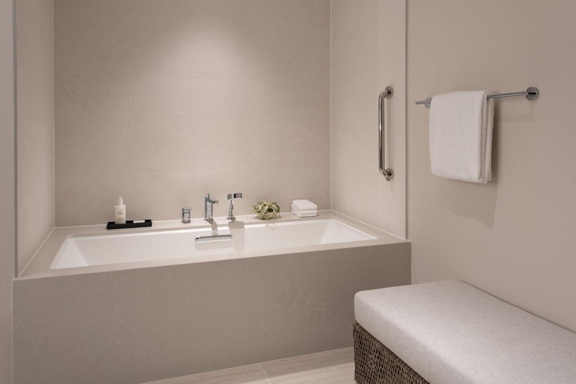 JW Marriott Clearwater Beach Resort & Spa photo 46