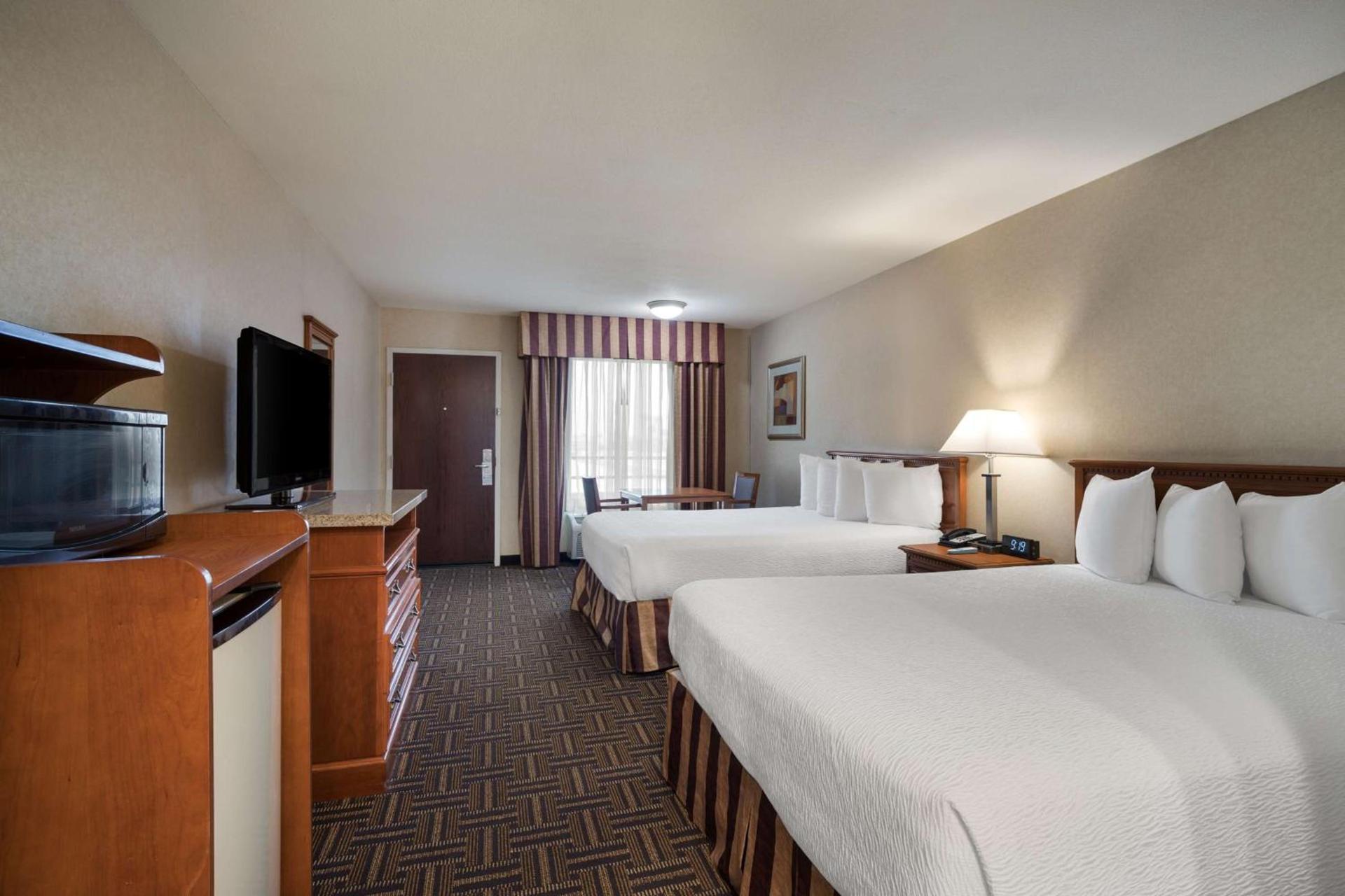 Best Western Norwalk Inn photo 16