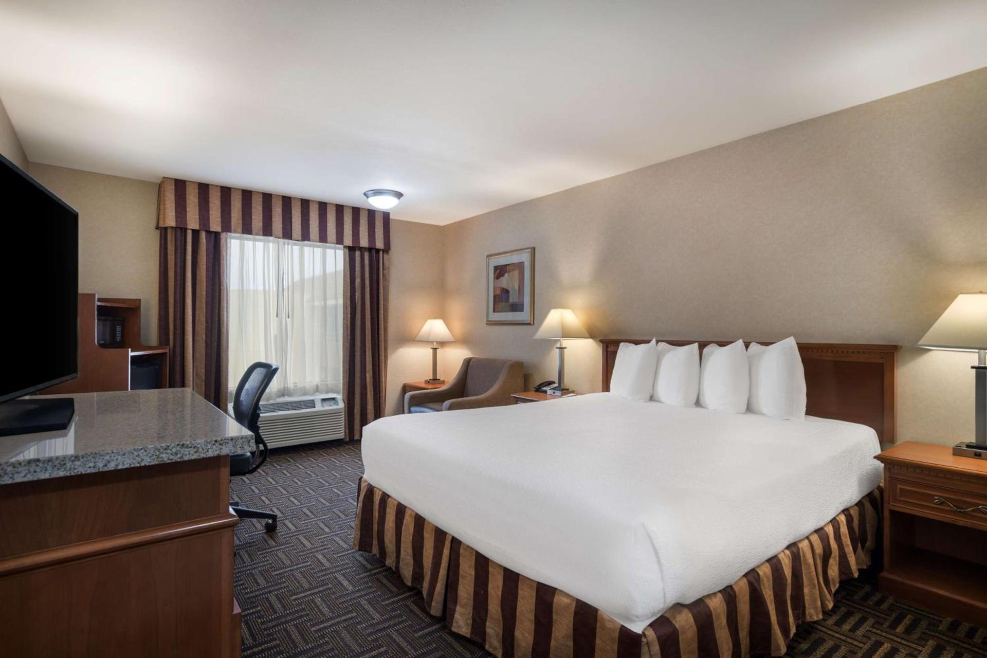 Best Western Norwalk Inn photo 7