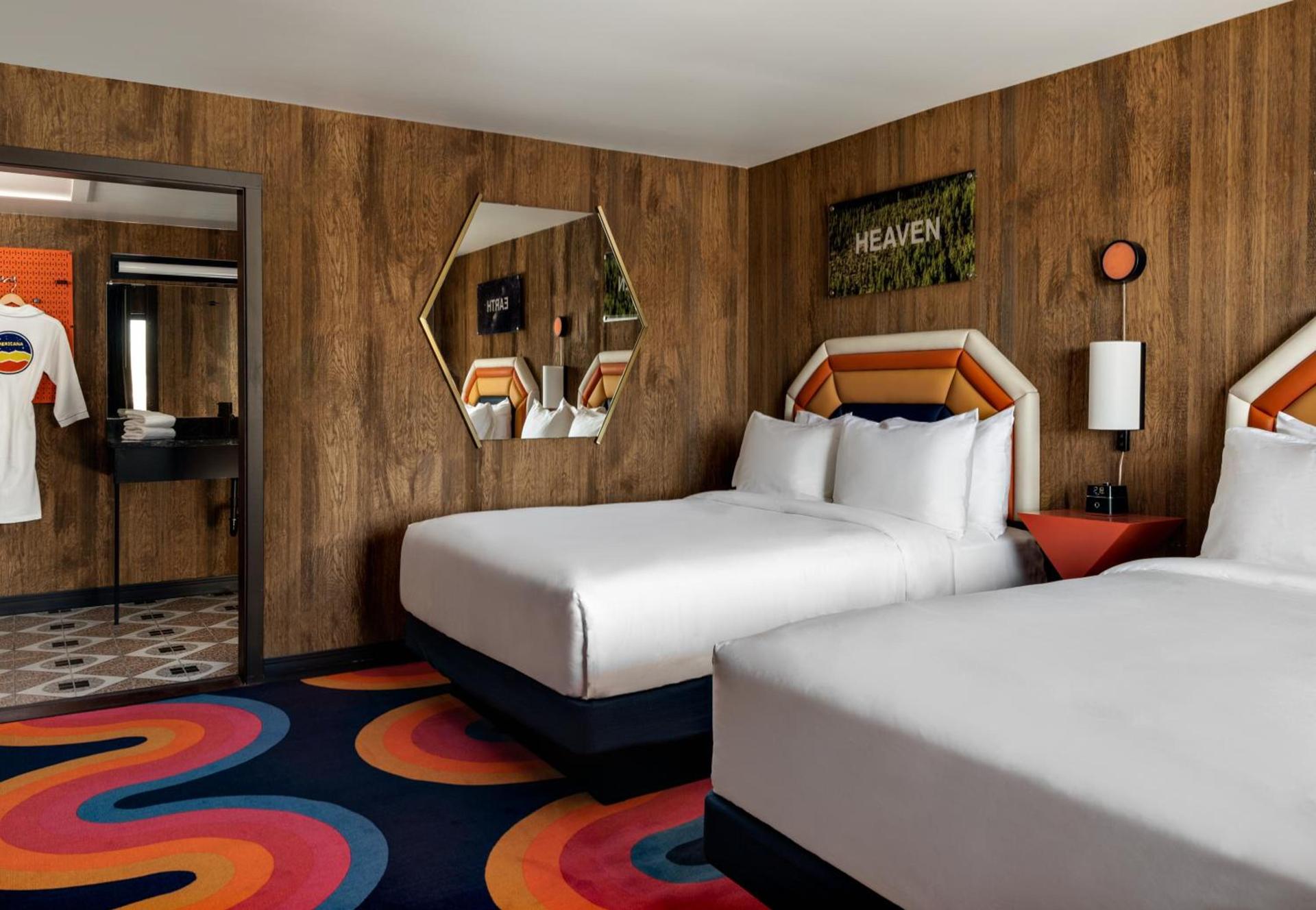 Americana Motor Hotel photo 12