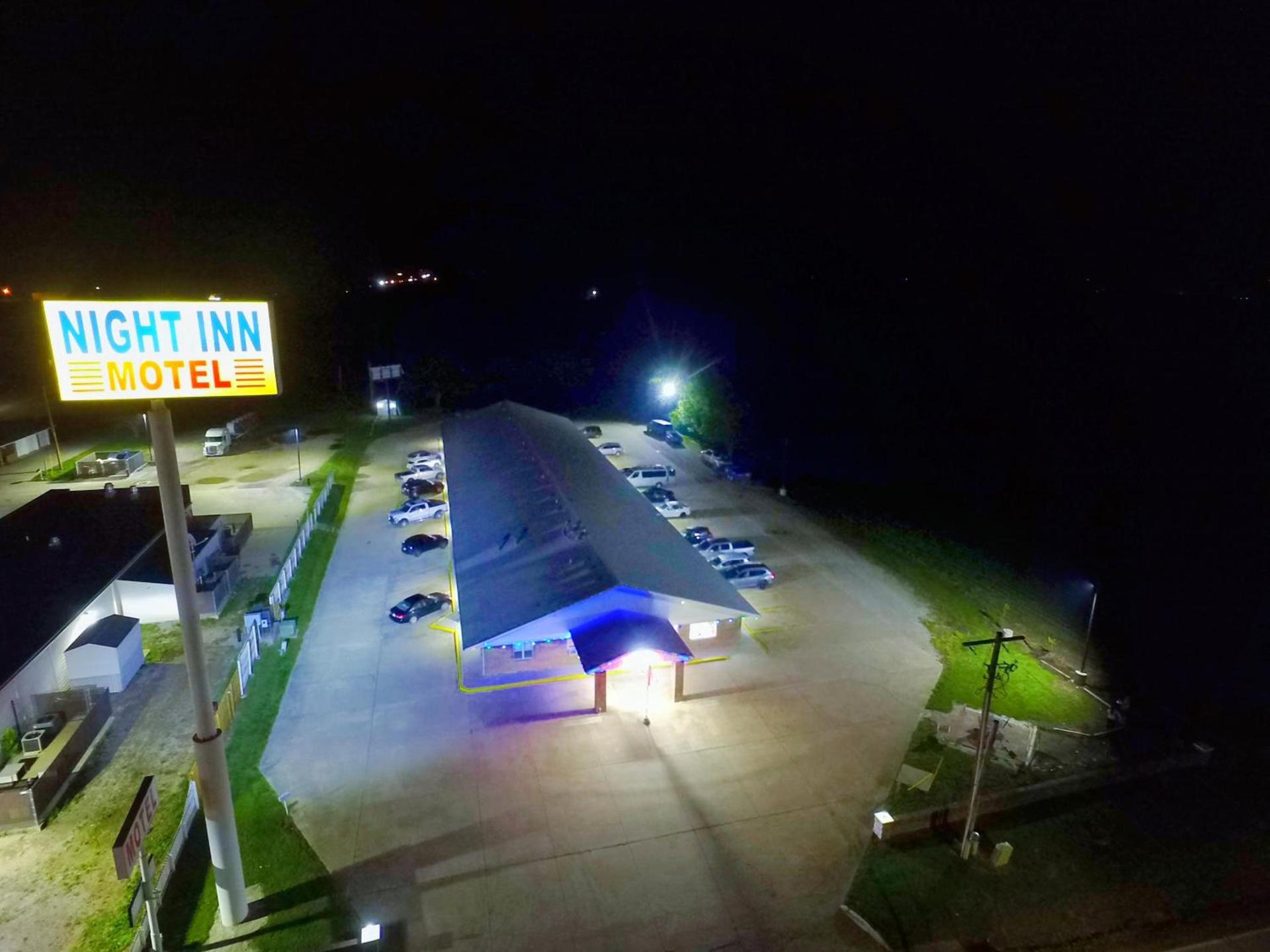 Night Inn photo 5