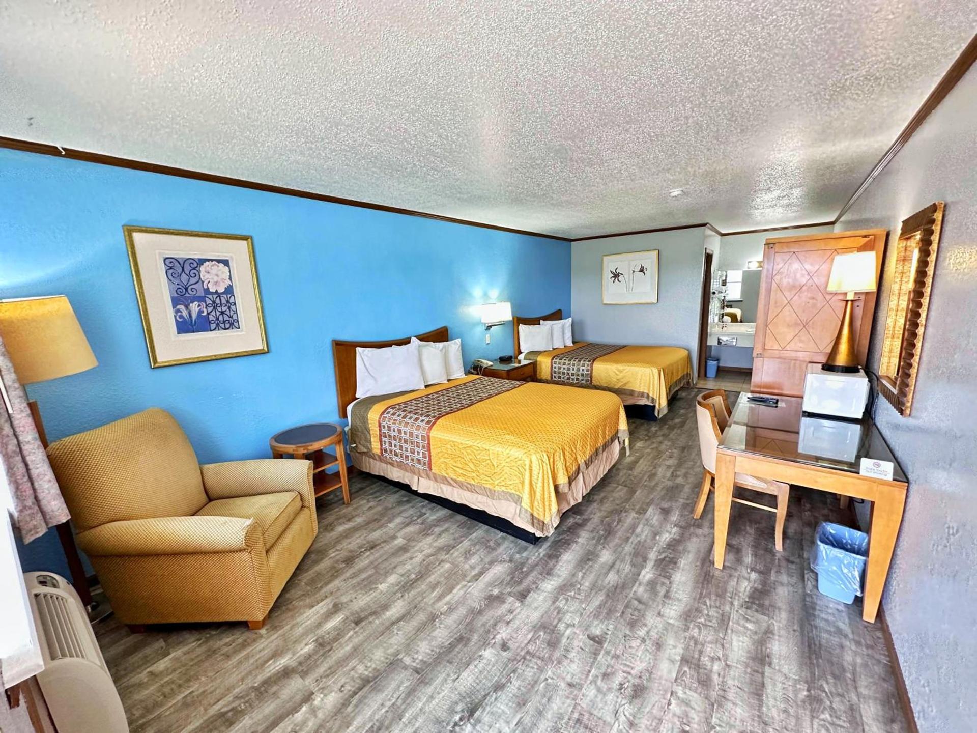 Night Inn photo 6