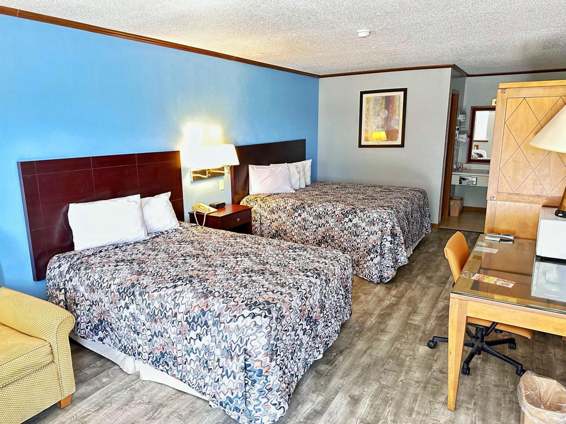 Night Inn photo 20