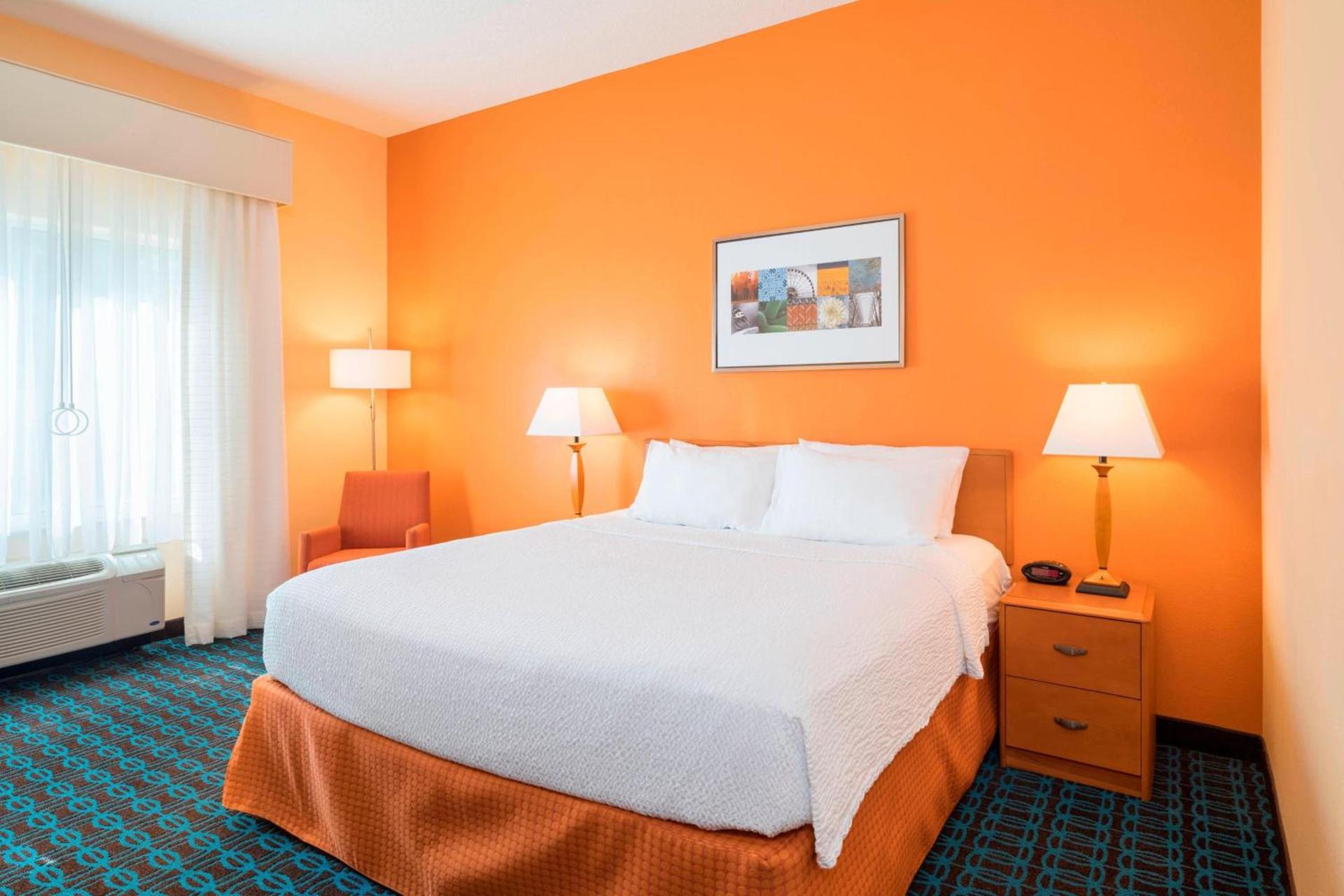 Fairfield Inn & Suites by Marriott State College photo 9