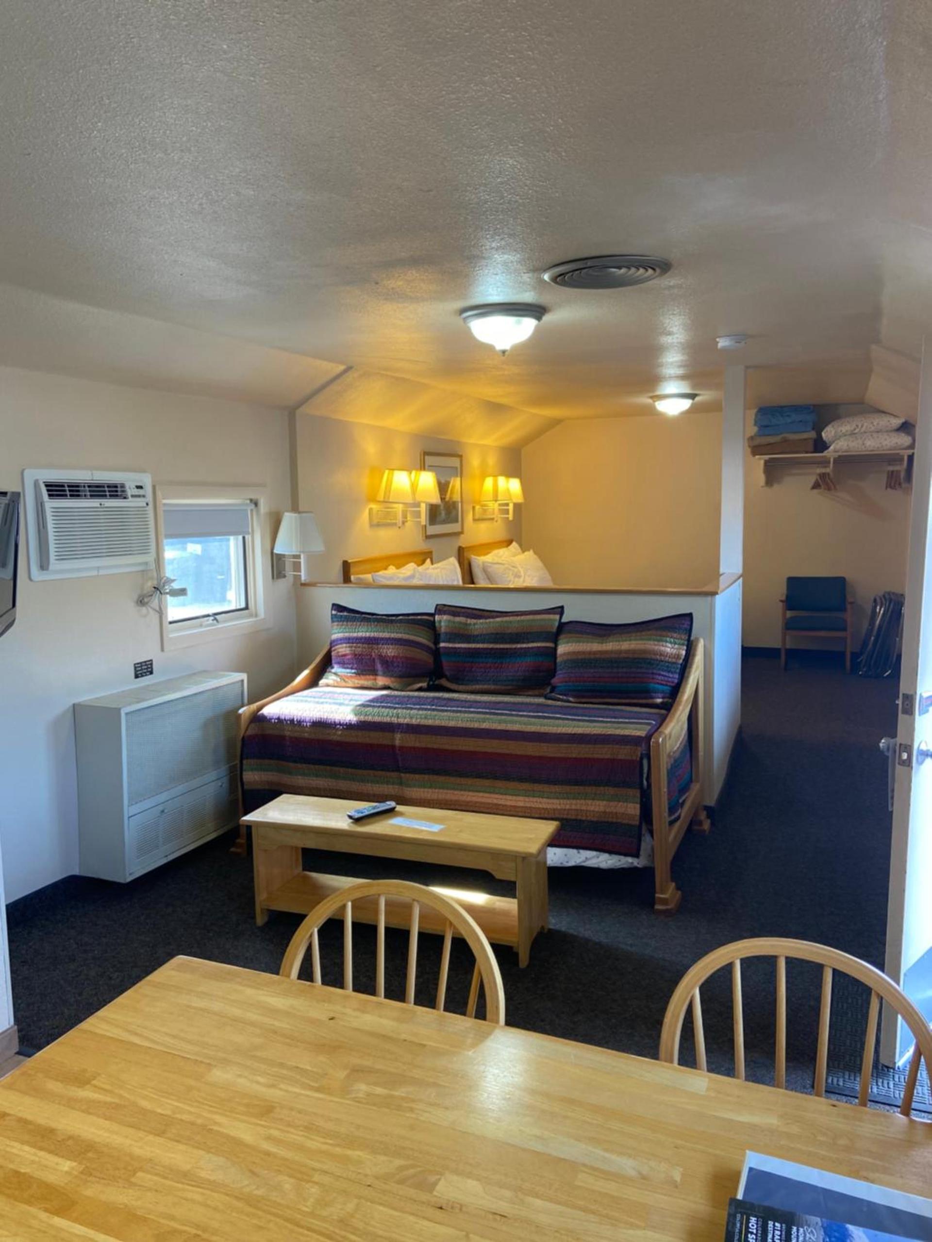 Woodland Motel photo 21