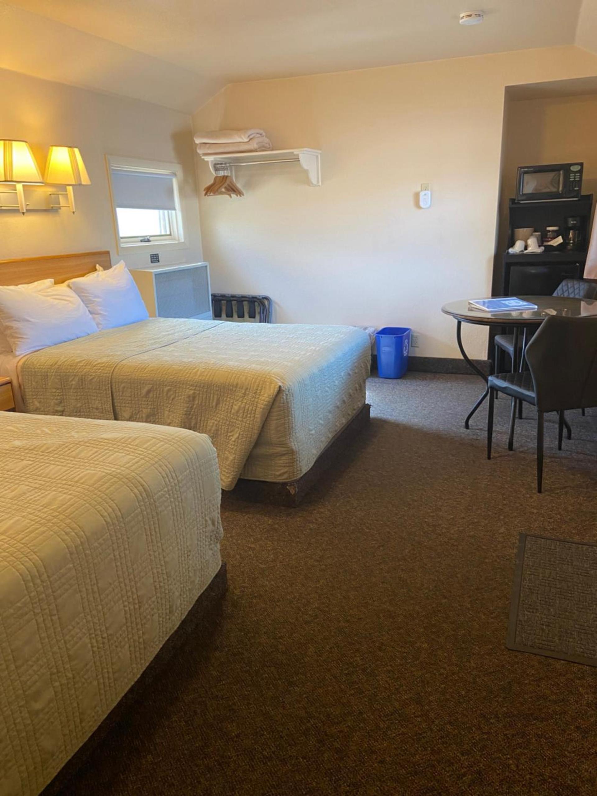 Woodland Motel photo 24