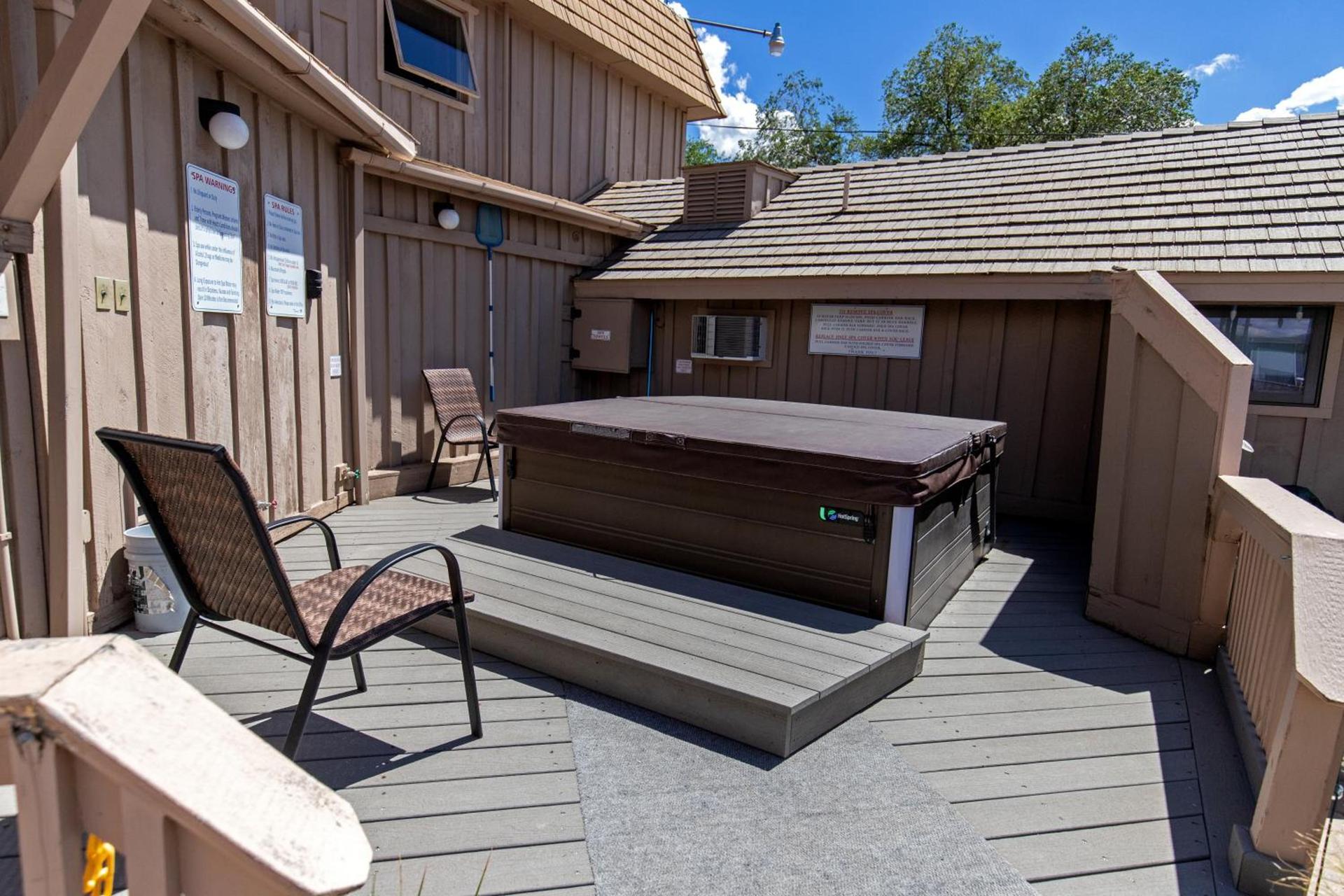 Woodland Motel photo 32