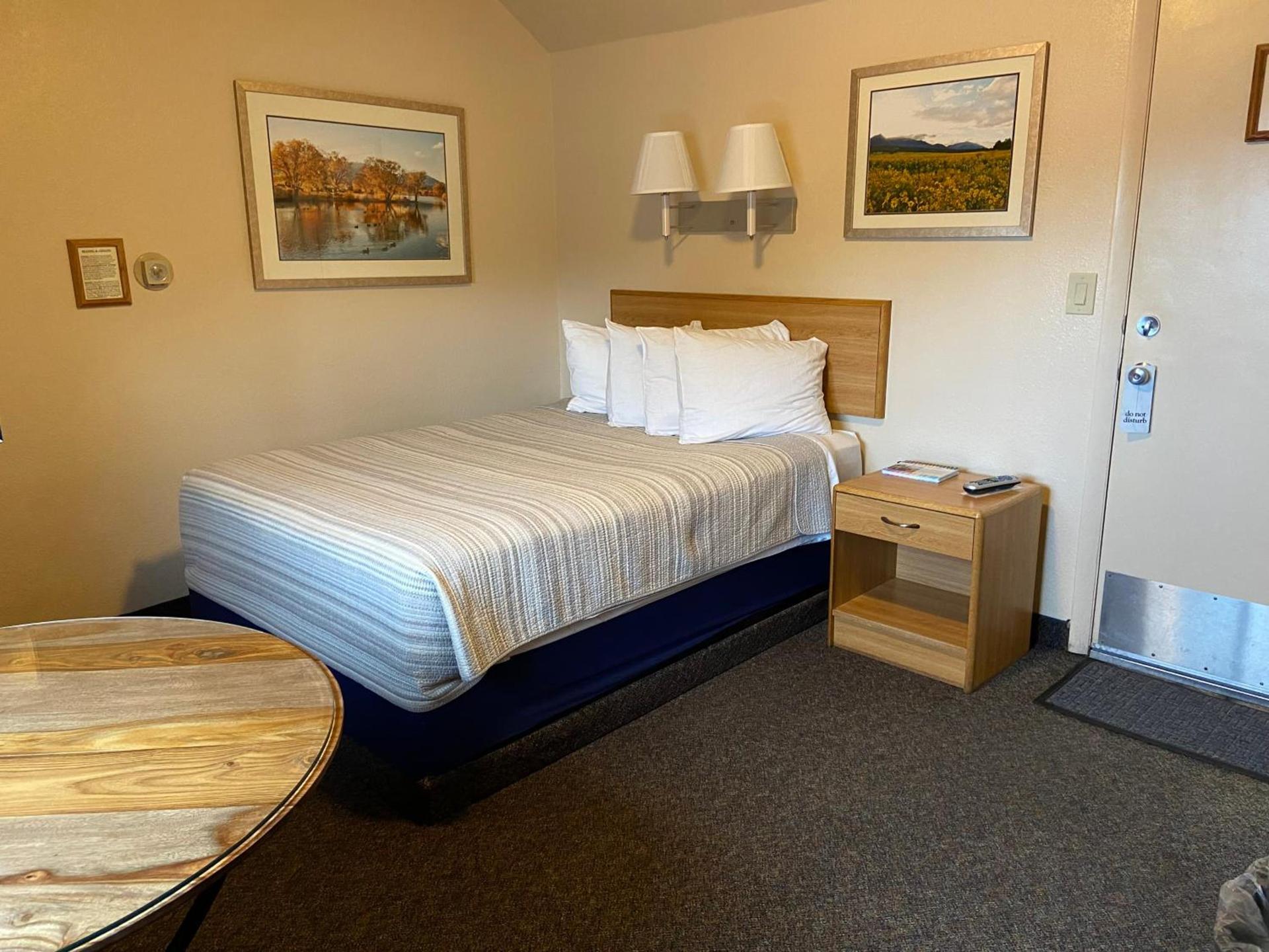 Woodland Motel photo 38