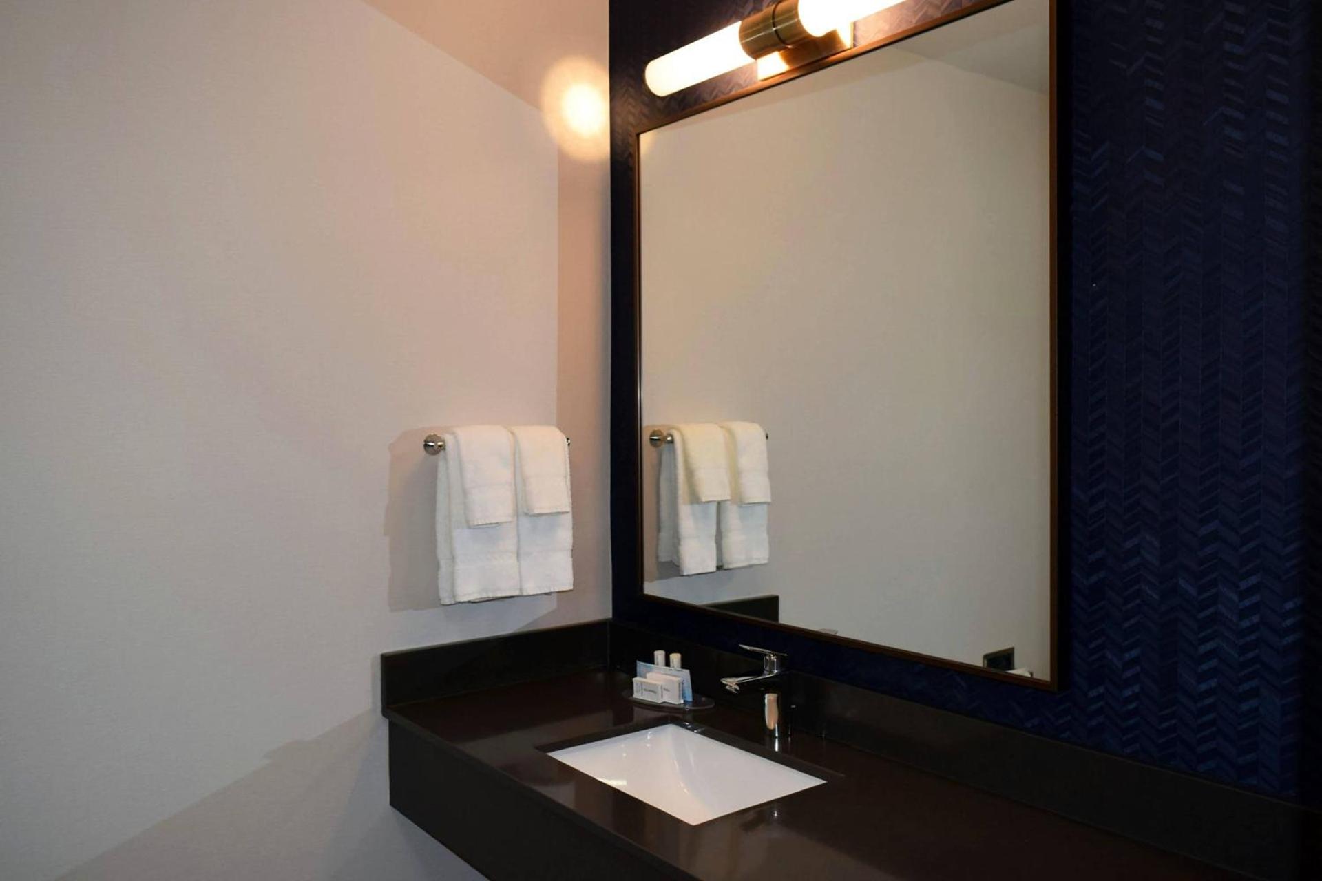 Fairfield by Marriott Youngstown/Austintown photo 9