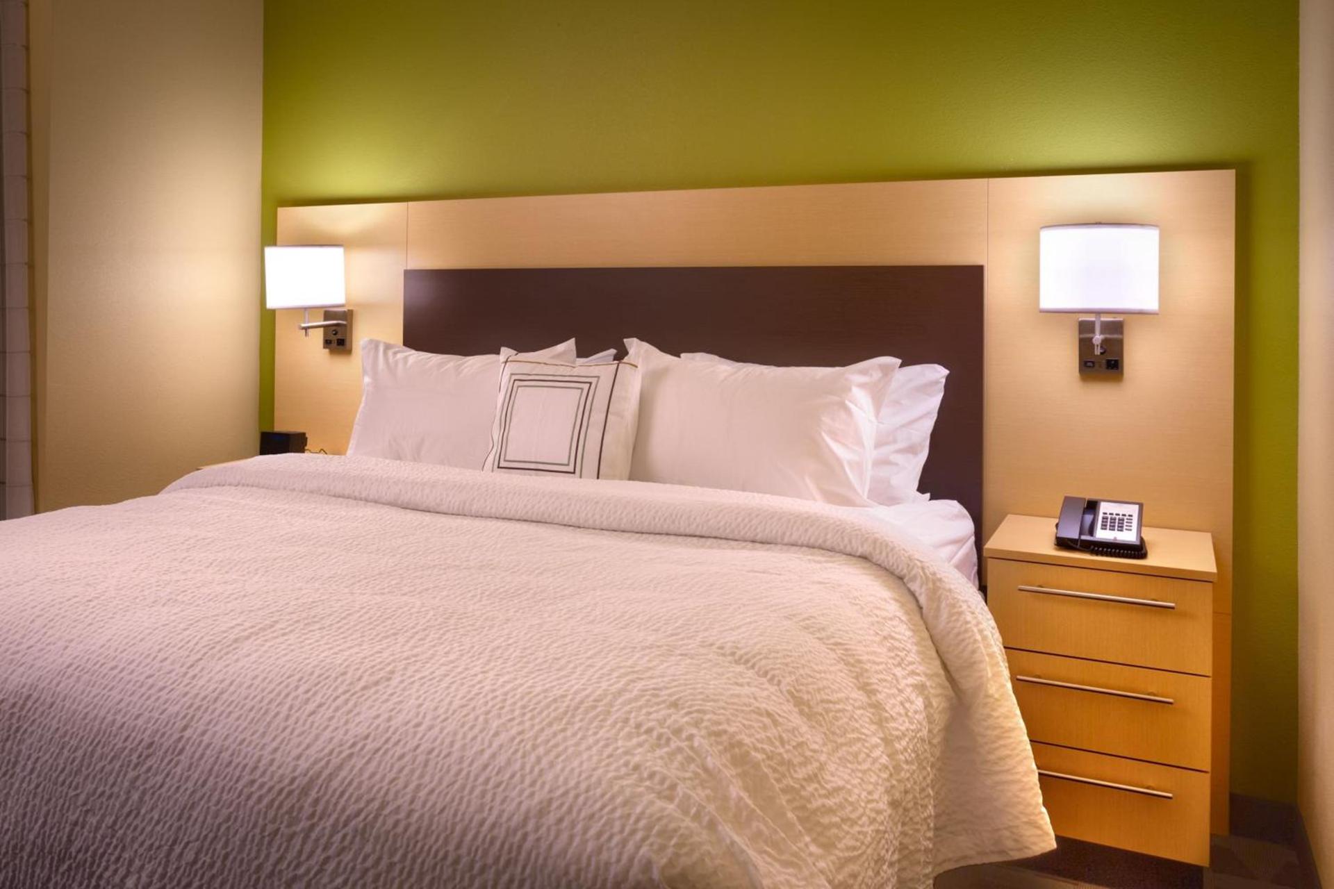 TownePlace Suites by Marriott Dickinson photo 13