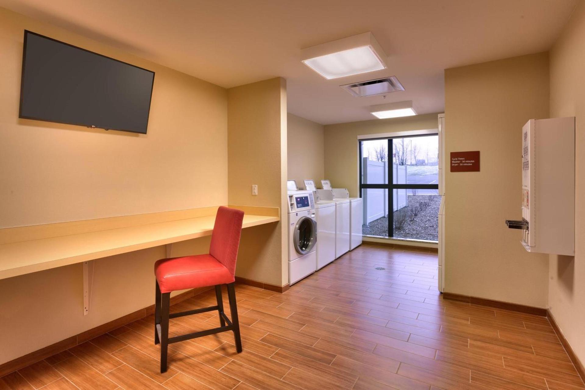 TownePlace Suites by Marriott Dickinson photo 26