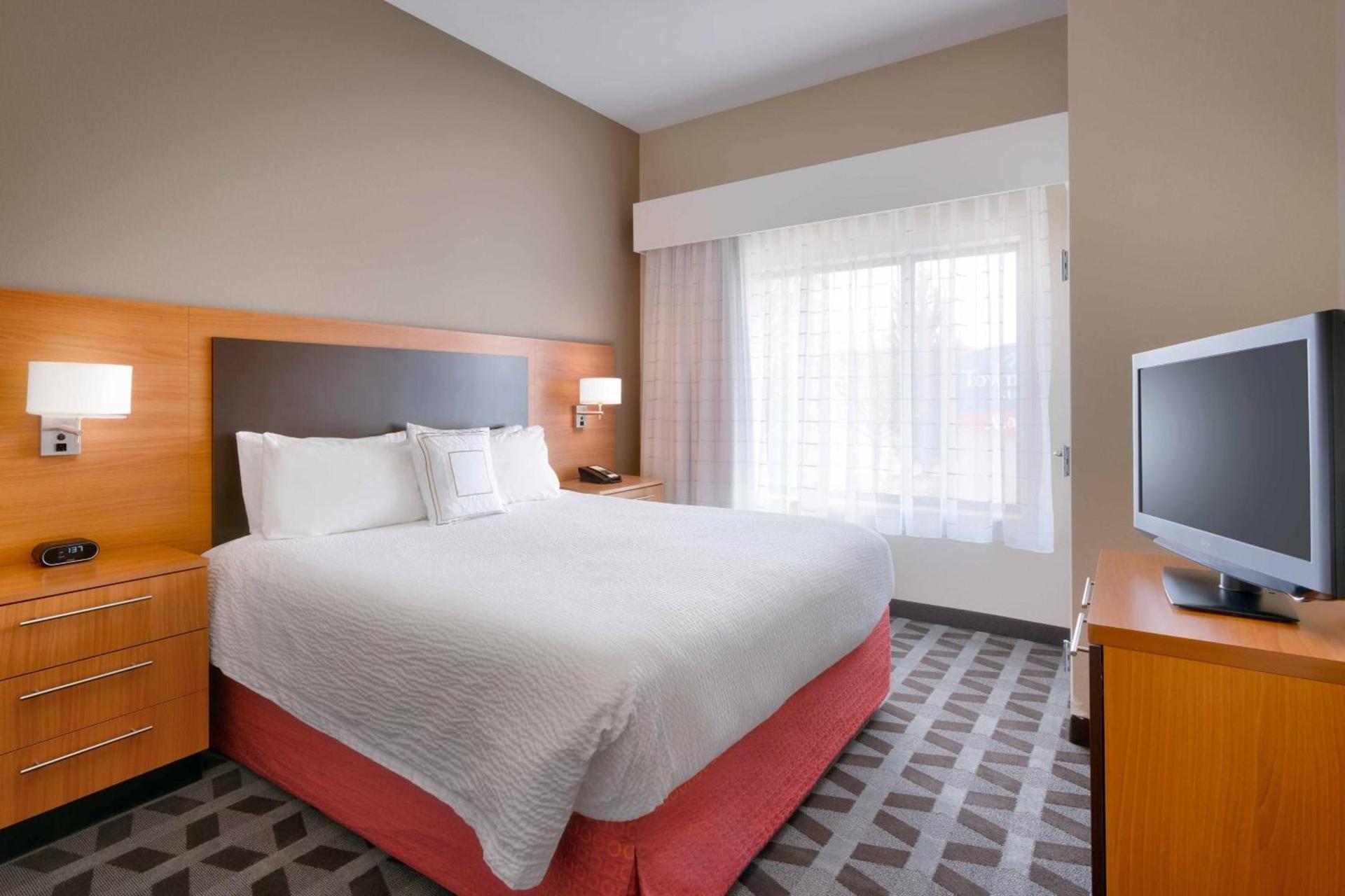 TownePlace by Marriott Suites Elko photo 9