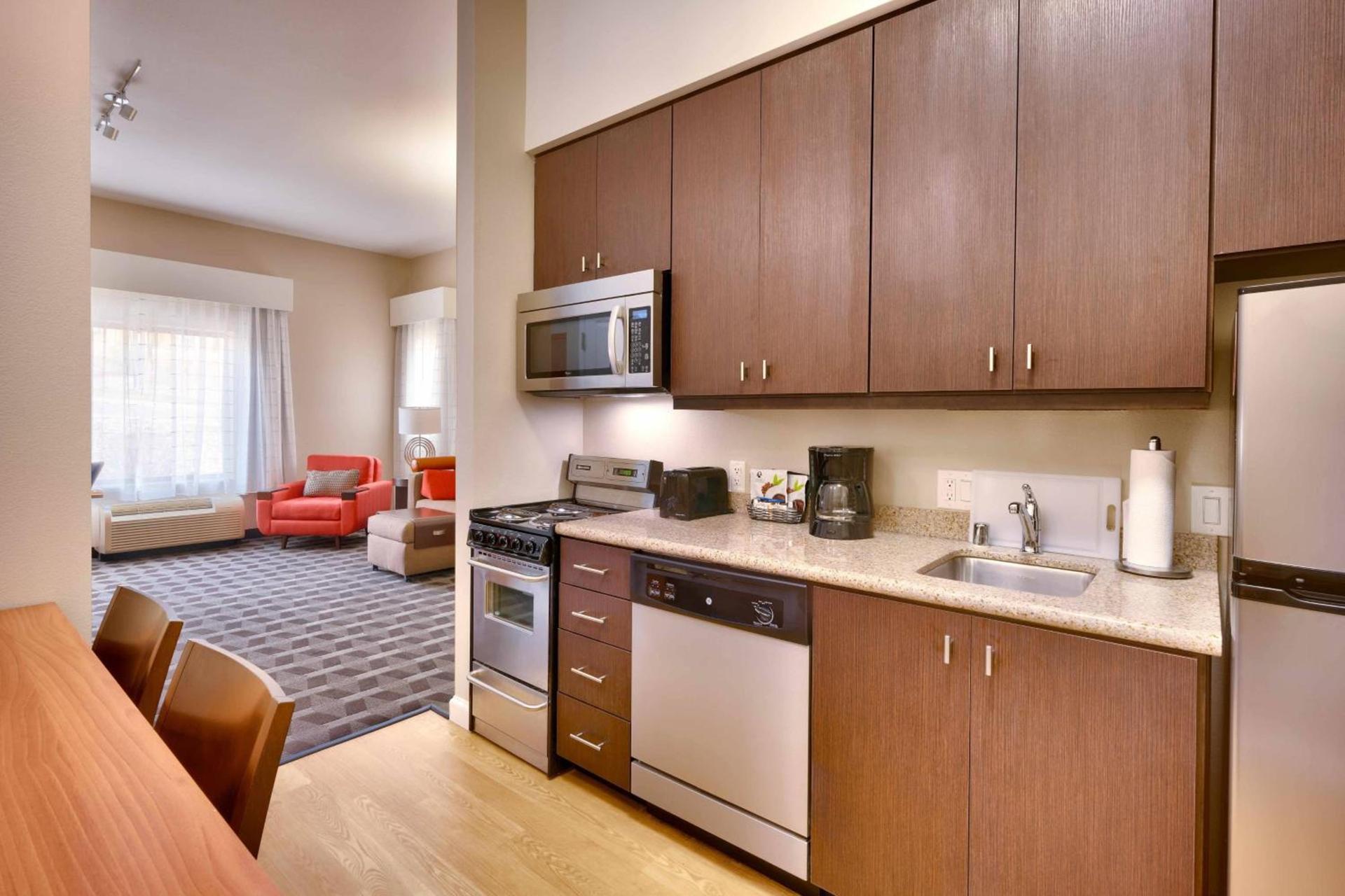 TownePlace by Marriott Suites Elko photo 11