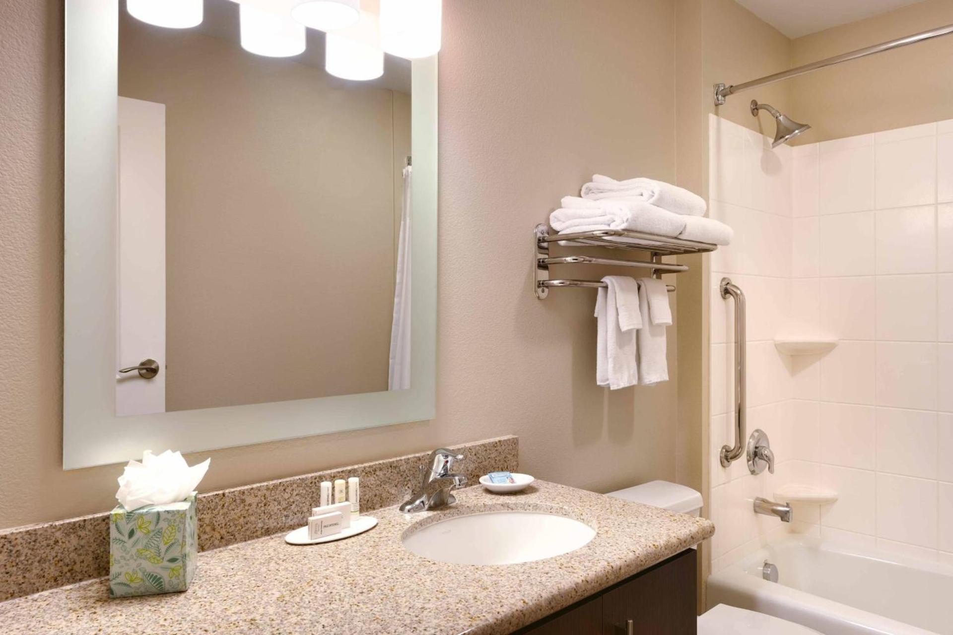 TownePlace by Marriott Suites Elko photo 12