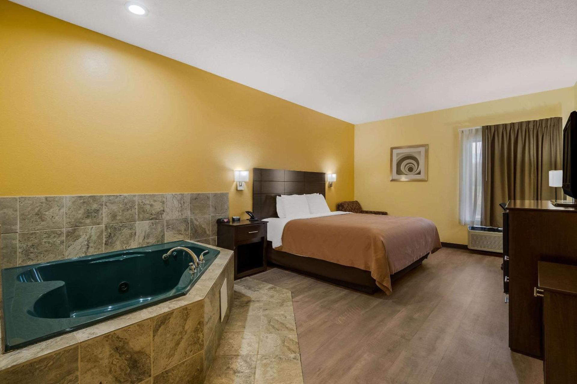 Quality Inn Jefferson at I-85 photo 27