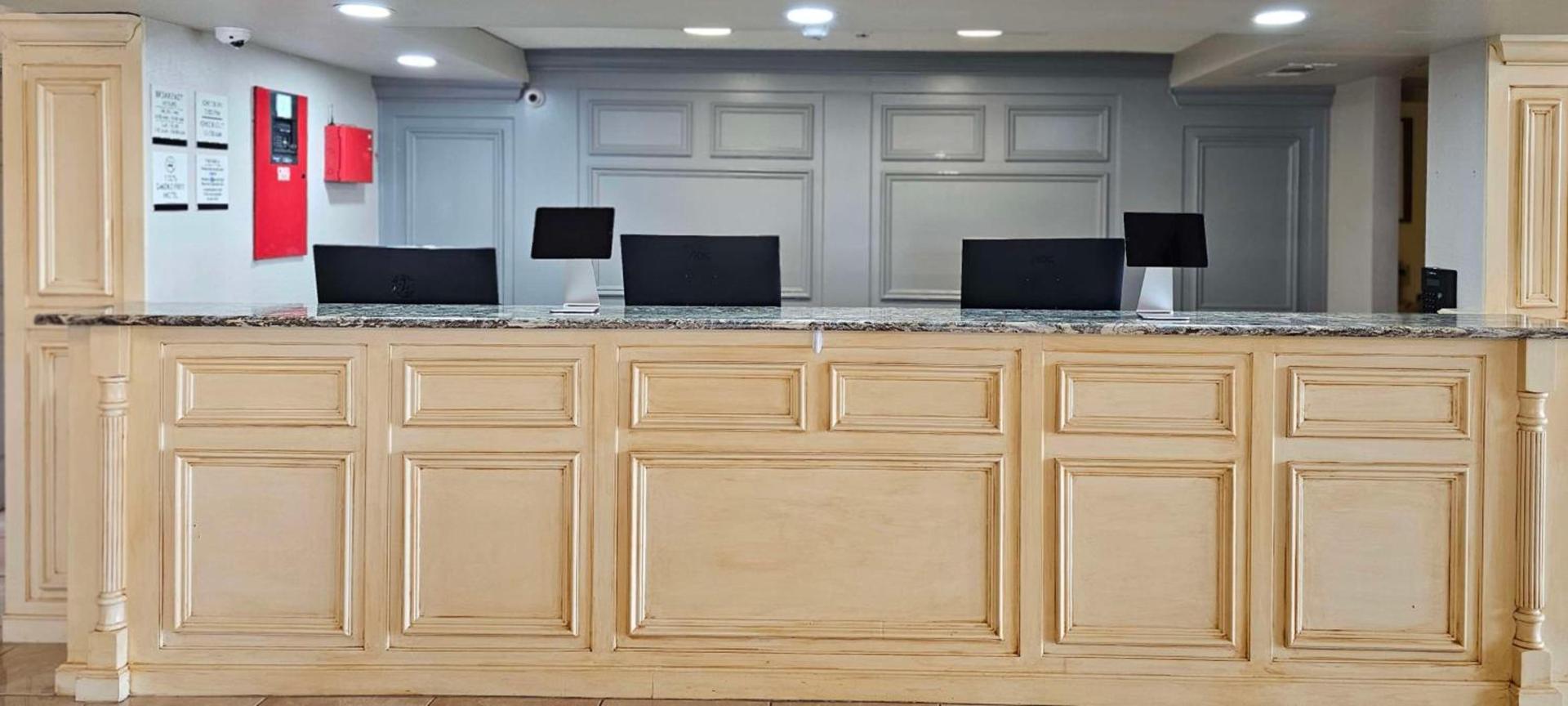 SureStay Studio by Best Western Victoria photo 2