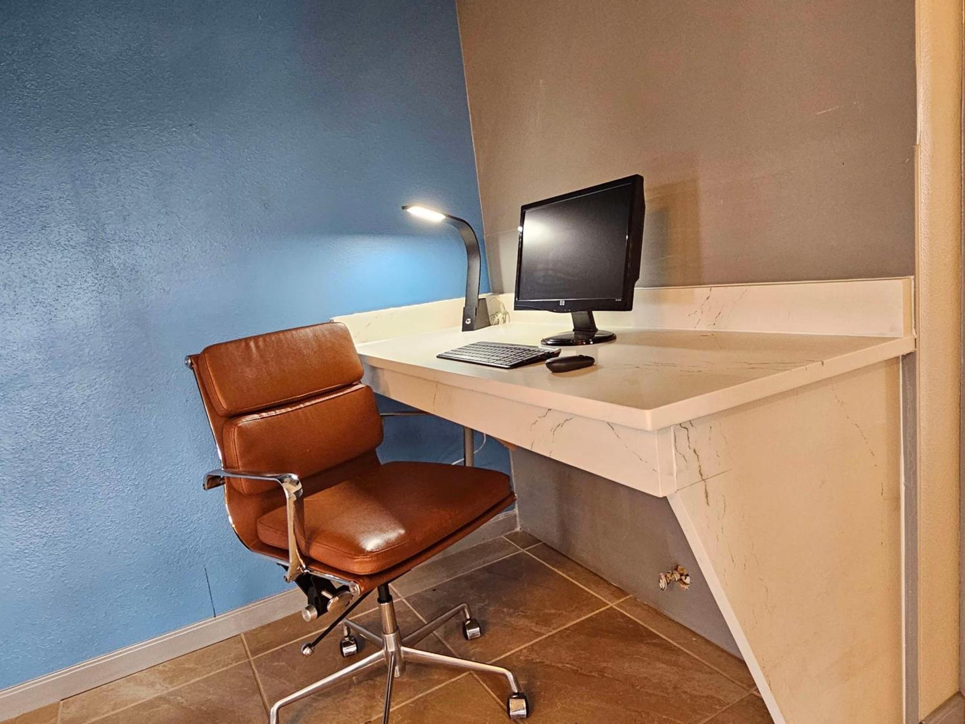SureStay Studio by Best Western Victoria photo 20