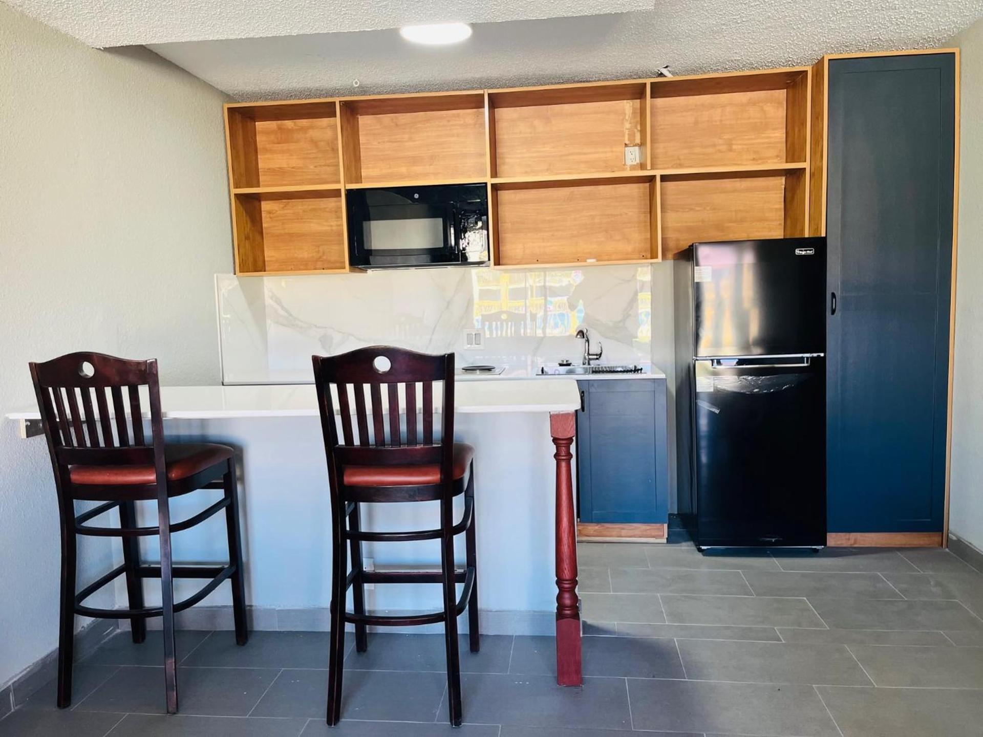 North Villa extended stay photo 3