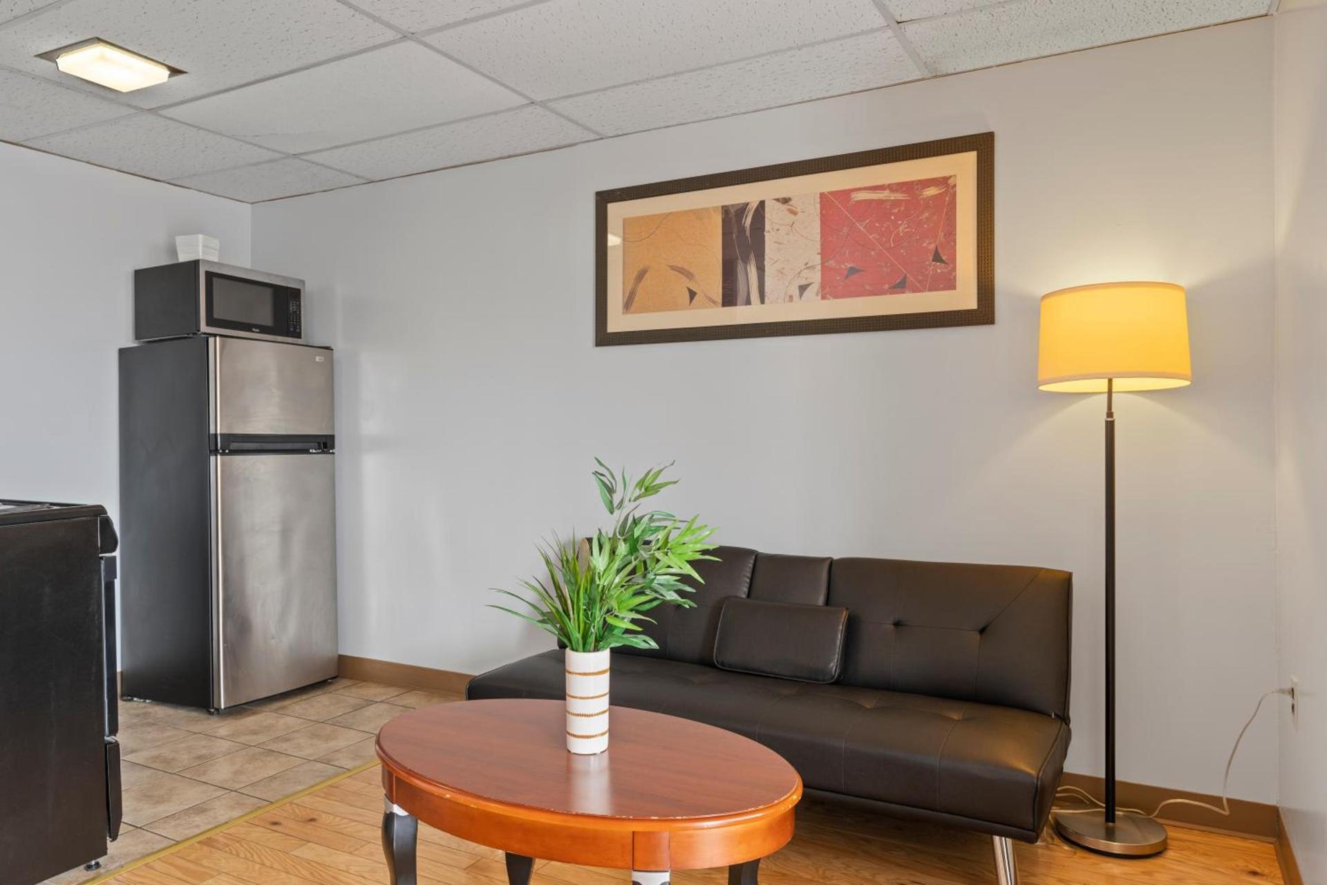 Mt Royal Motel photo 12