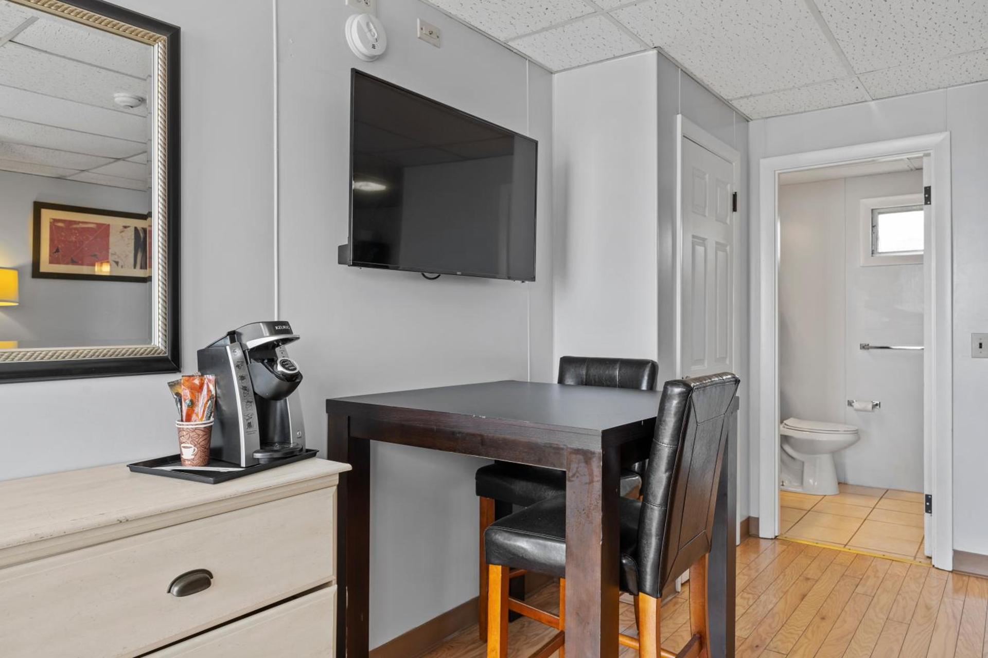Mt Royal Motel photo 13