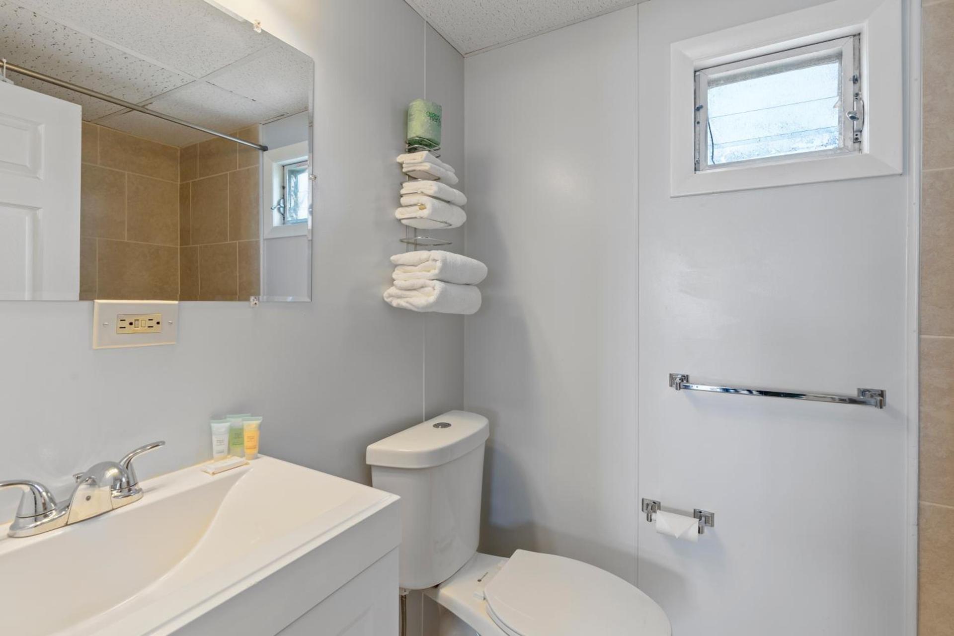 Mt Royal Motel photo 16
